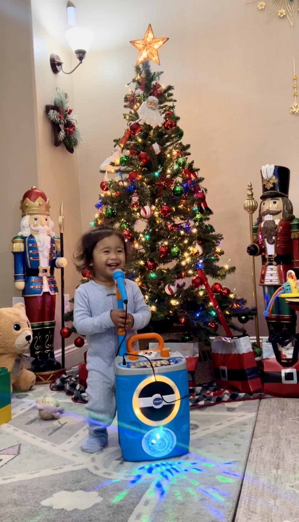 VTech Kidi Superstar Jr. Karaoke Machine customer photo 1