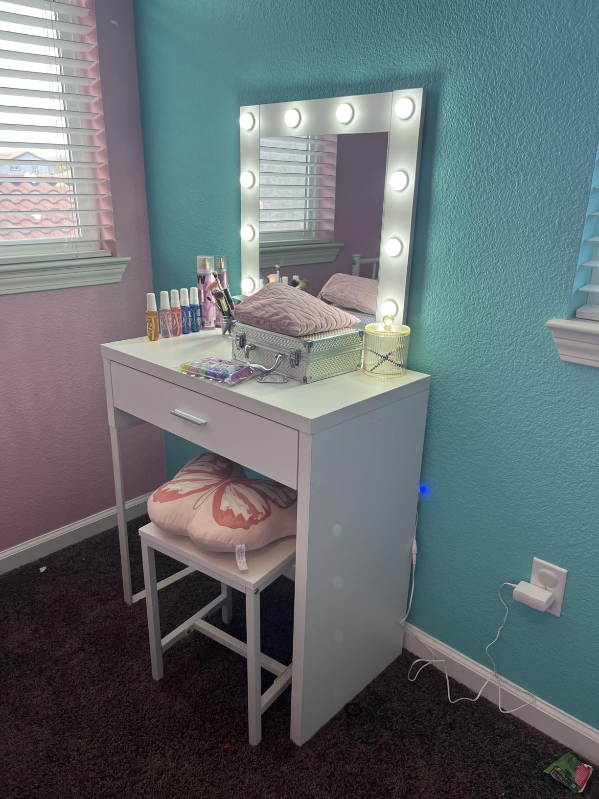 Titoni Small Makeup Vanity with Mirror and Lights, White Vanity Desk with Chair, Brightness Adjustable, Makeup Table Set for Girls' Bedroom customer photo 2