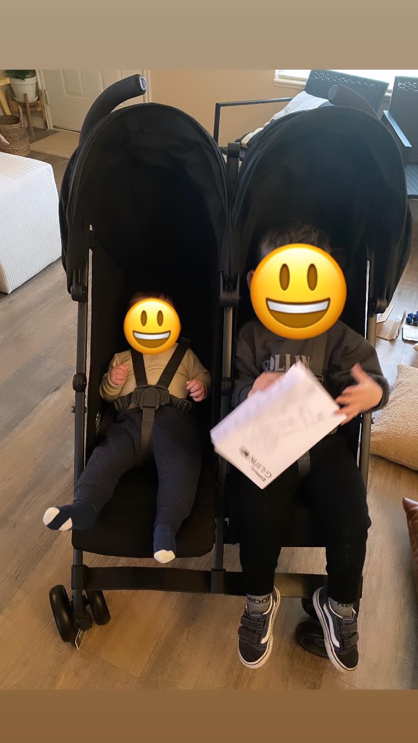 UPPAbaby G-Link V2 Double Umbrella Stroller / Lightweight Design / One-Step Fold + Recline / XL Basket + Canopy / Cup Holder Included / Jake (Black/Carbon Frame) customer photo 2