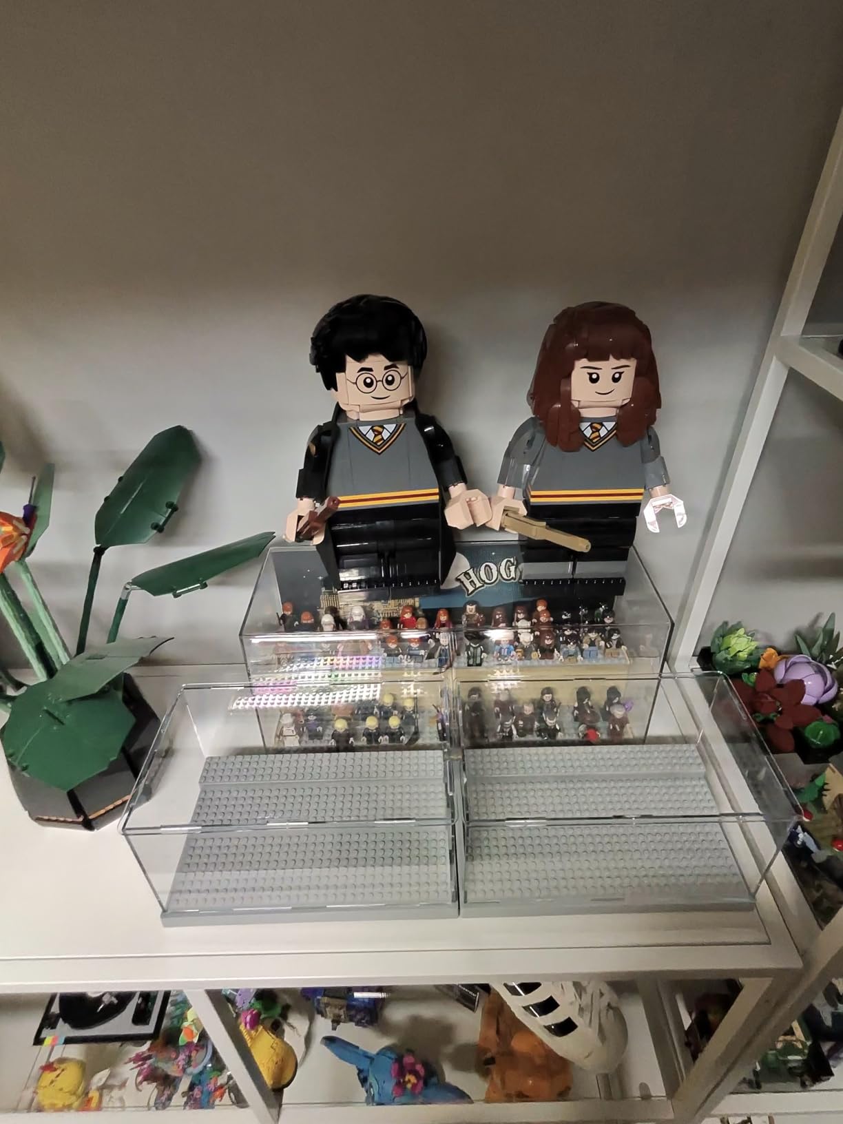 Lego Play & Display Case with Grey Baseplates: Storage and Display Solution for Lego Sets and Minifigures customer photo 1