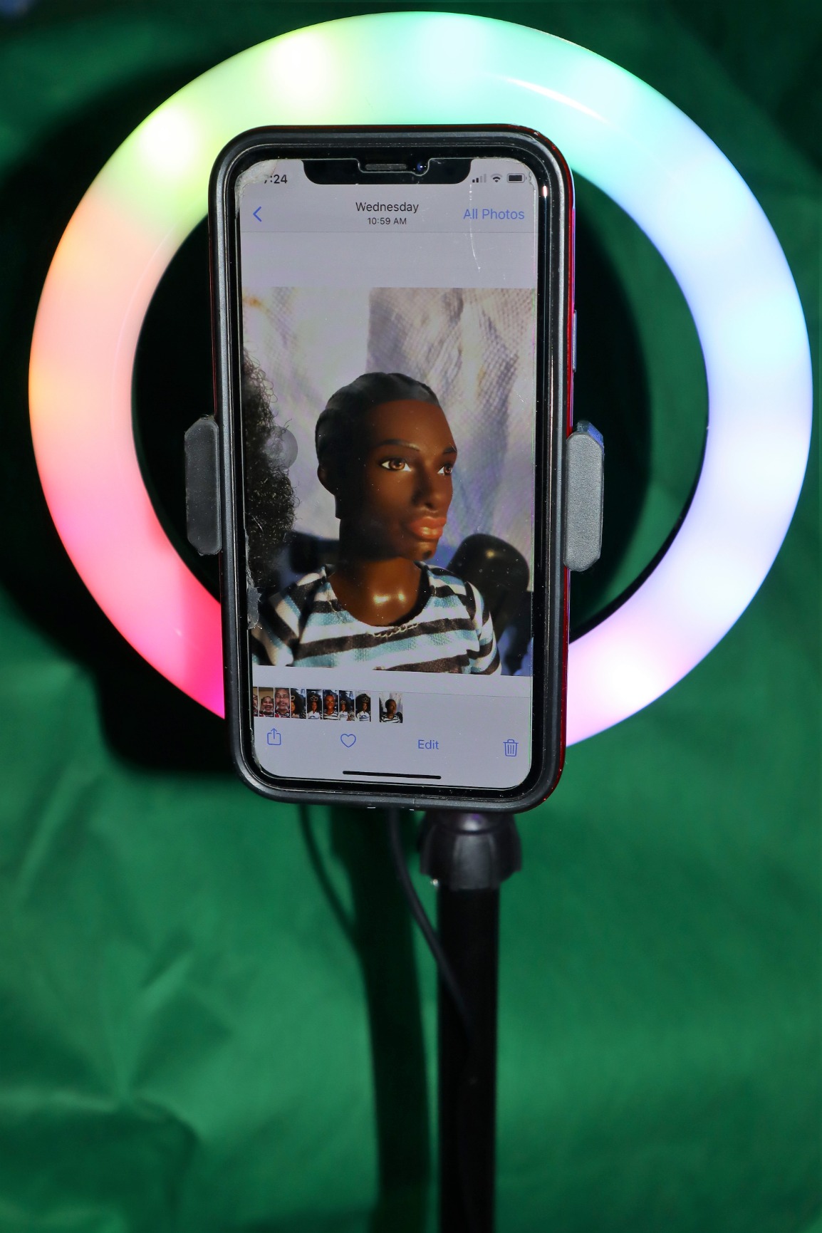 Canal Toys Studio Creator 360 Video Maker Kit, Green Screen and Tripod, Face and Motion Tracker, 10 Inch Light Ring customer photo 2