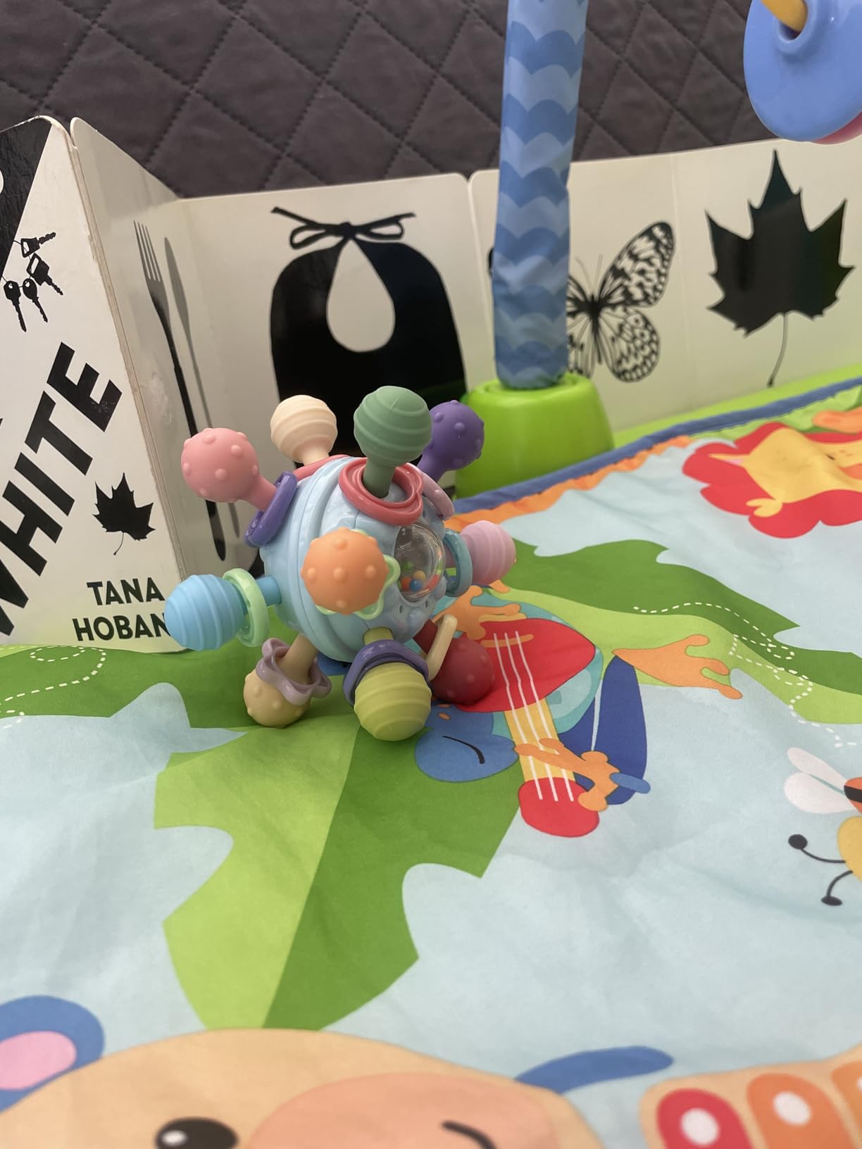 Baby Montessori Sensory Toys for 0-6 6-12 Months, Baby Teether Teething Toys for Babies 0 3 6 9 12 18 Months, Newborn Infant Learning Developmental Toys Gifts for 1 2 Year Old Boys Girls customer photo 1