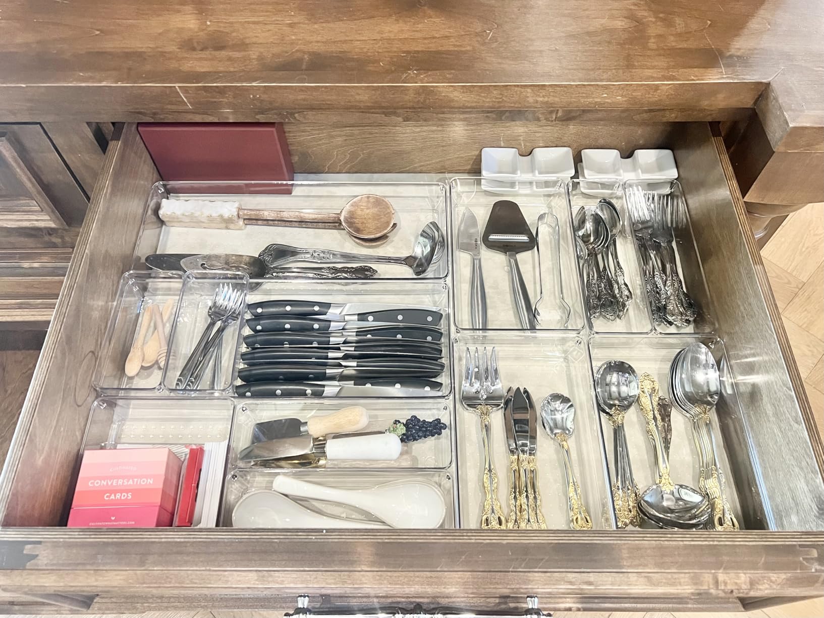 Criusia Drawer Organizer, 10 Pack Large Clear Plastic Set, 3 Size Versatile Bathroom and Vanity Organizer Trays, Storage Bins for Makeup, Bedroom, Kitchen Utensils customer photo 1