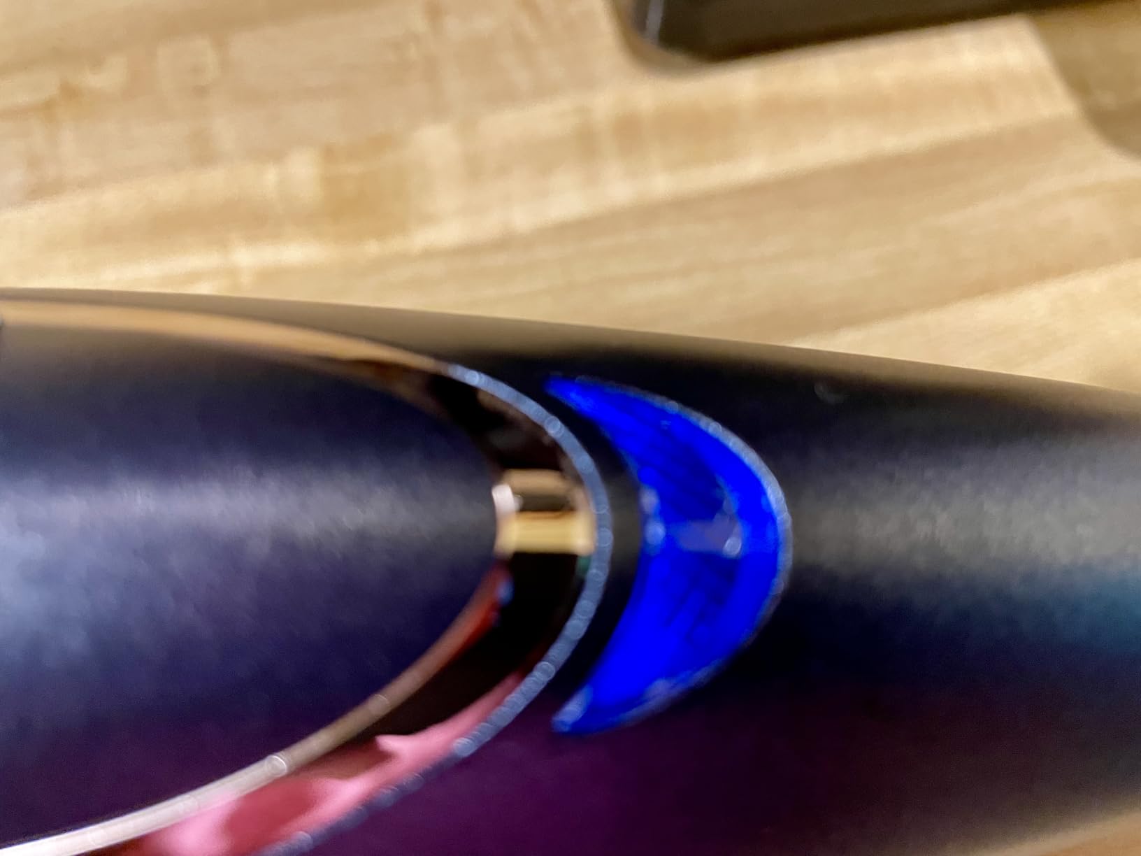 BLACK+DECKER Press & Steam 2-in-1 Iron and Steamer, 180% More Steam & One Temperature Technology, Ceramic Soleplate, Safe on All Fabric Types customer photo 1