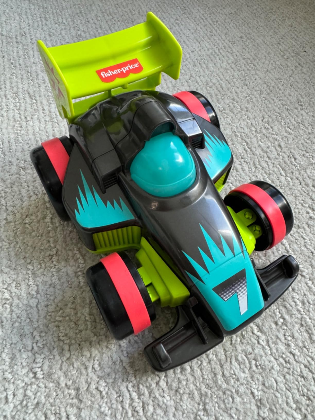 Fisher-Price Preschool Toy Remote Controlled Car My Easy RC with 2 Speeds for Kids Ages 3+ Years (Amazon Exclusive) customer photo 2