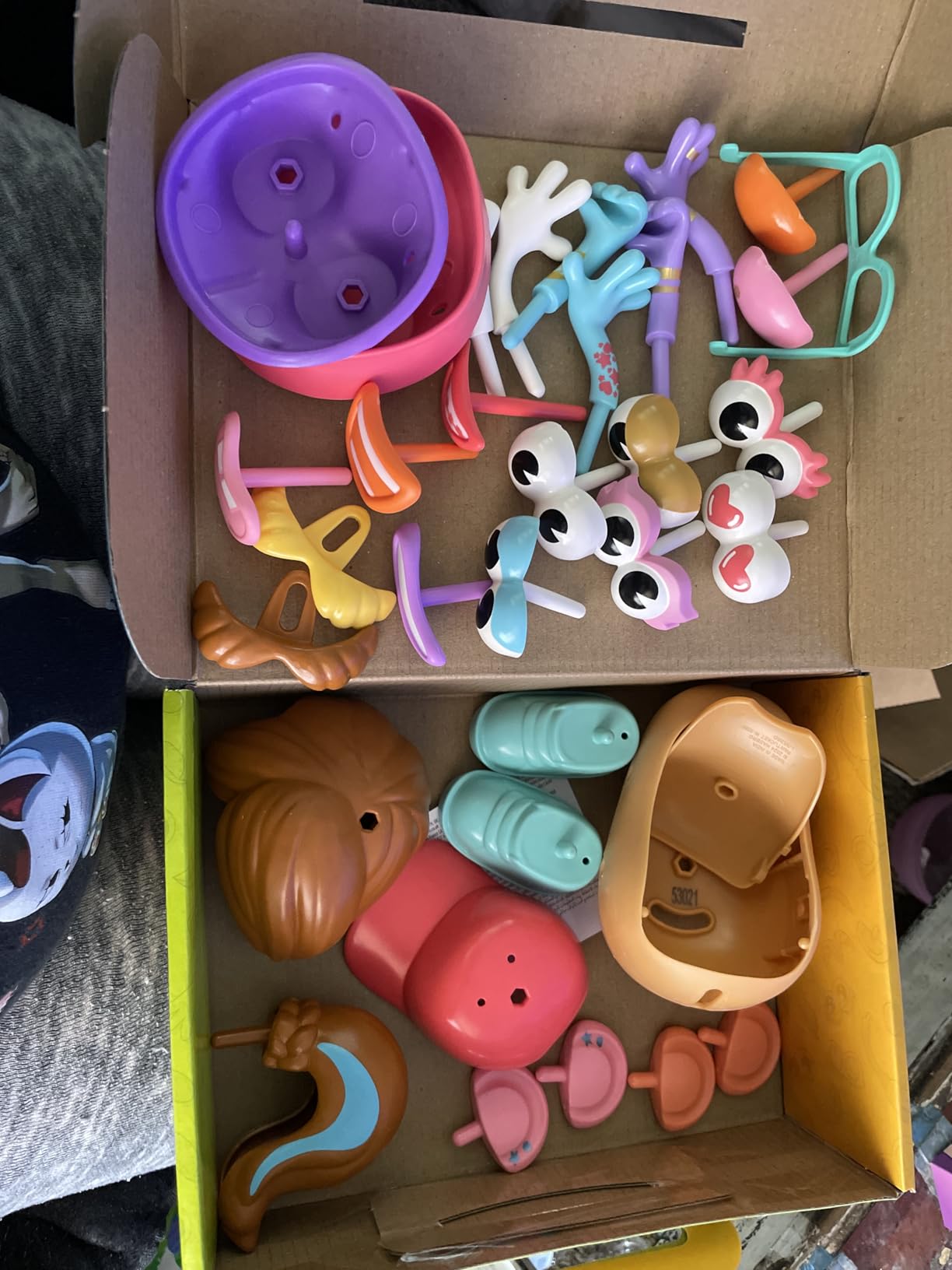 Potato Head Express Yourspud Playset with 1 Potato Body and 32 Accessories, Creative Toddler and Preschool Toys for Boys and Girls 2 Years and Up (Amazon Exclusive) customer photo 2
