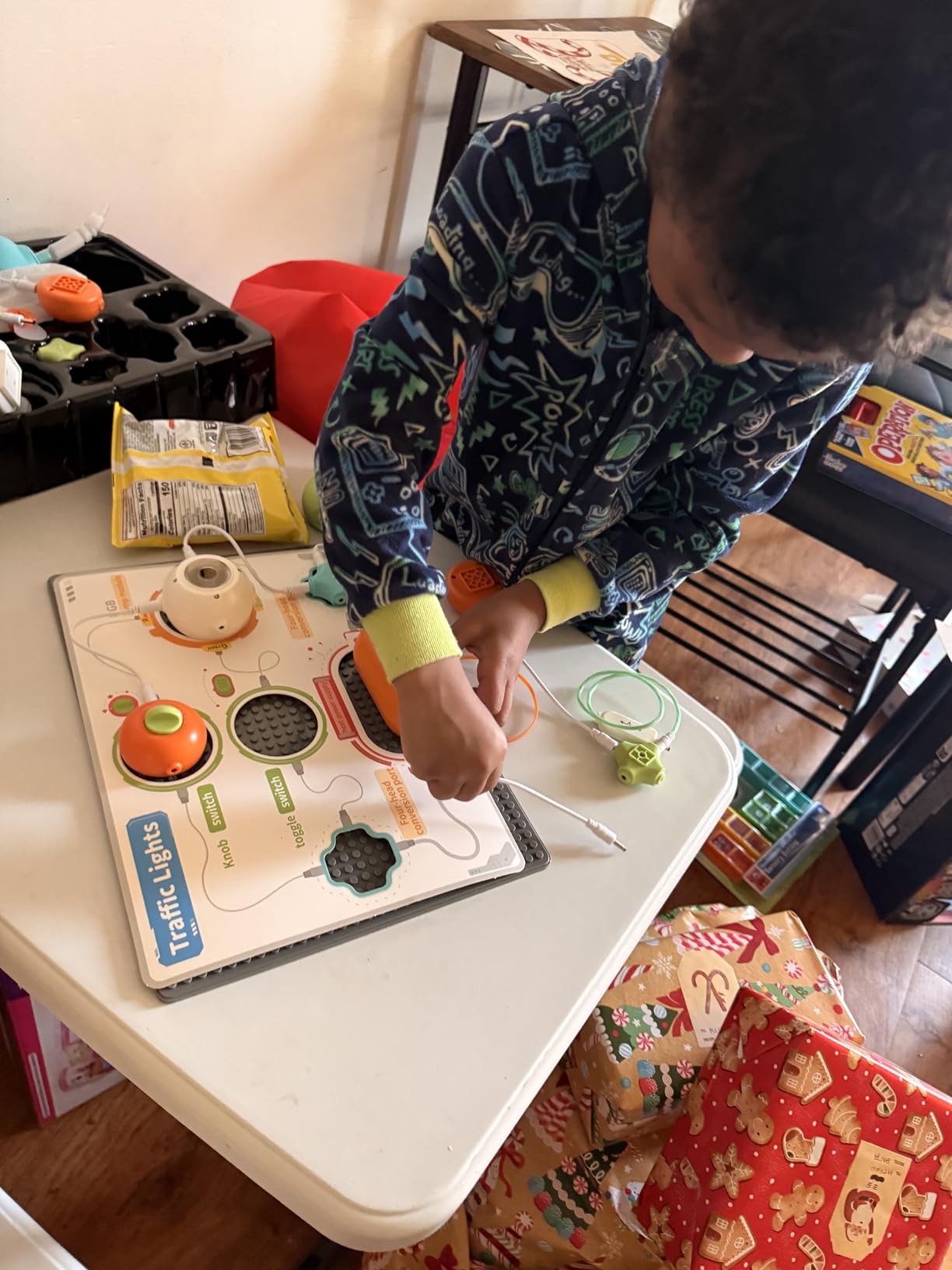 Science Kits for Kids - STEM Kits for Kids, Electronics Exploration Kit, Over 420 Projects, 35 Circuit Parts, STEM Educational Toy Gifts for Kid Boys Girls Ages 3 4 5 6 7 8 9 10 11 12 customer photo 2