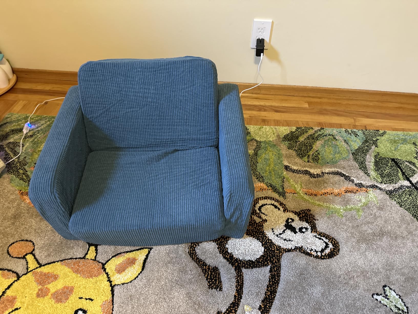 ZICOTO Comfy Kids Chair for Toddler - Stylish 2 in 1 Lounger Made of Memory Foam Easily Unfolds Into a Soft Baby Couch to Nap On - Modern Fold Out Sofa for the Little Ones customer photo 2