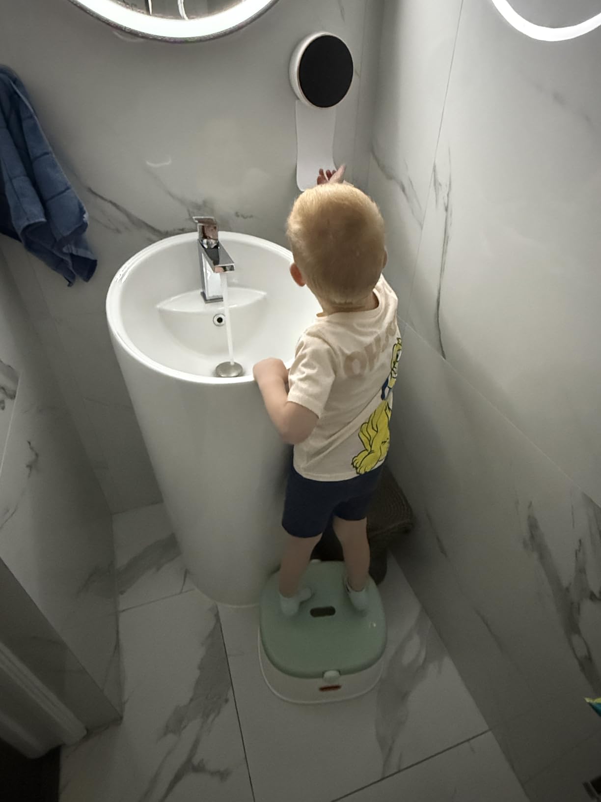 KUB 3-in-1 Potty Training Toilet (Chair, Seat, Step Stool) - 9 CM Splash Guard, One-Click Assembly, Easy to Clean - Versatile Toddler Potty Trainer for Boy Girl - Grey customer photo 2