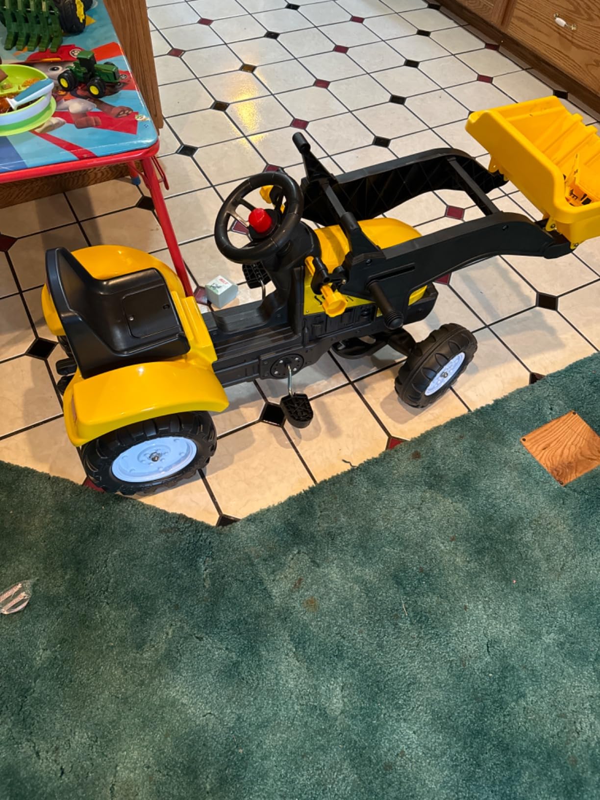 Aosom Kids Manual Pedal Ride-On Excavator with Front Loader Digger, Ride-On Tractor for 3 Year Old, Yellow customer photo 2