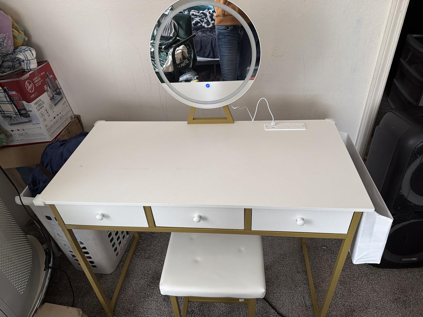 Lufeiya White Makeup Vanity Desk with Mirror and Lights, 40 inch Make Up Vanity Desks with Drawers & Power Outlet, Dressing Table and Chair Set for Girls Bedroom, White customer photo 2