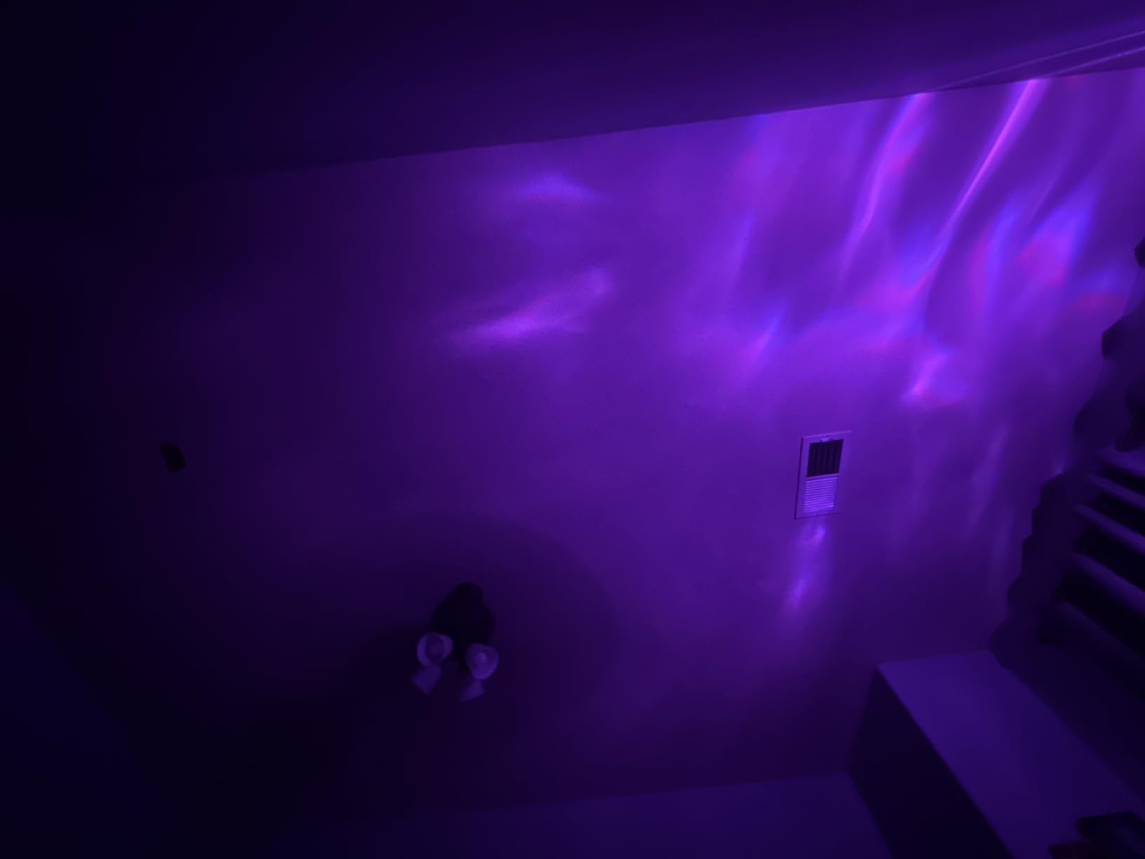 Teen Girl Gifts Trendy Stuff Northern Lights Projector, 18-Color Birthday Gifts for Teen Girls Graduation Gifts for Girls Lava Lamp Aurora Light Projector for Bedroom, Mood Lighting Room Decor customer photo 1