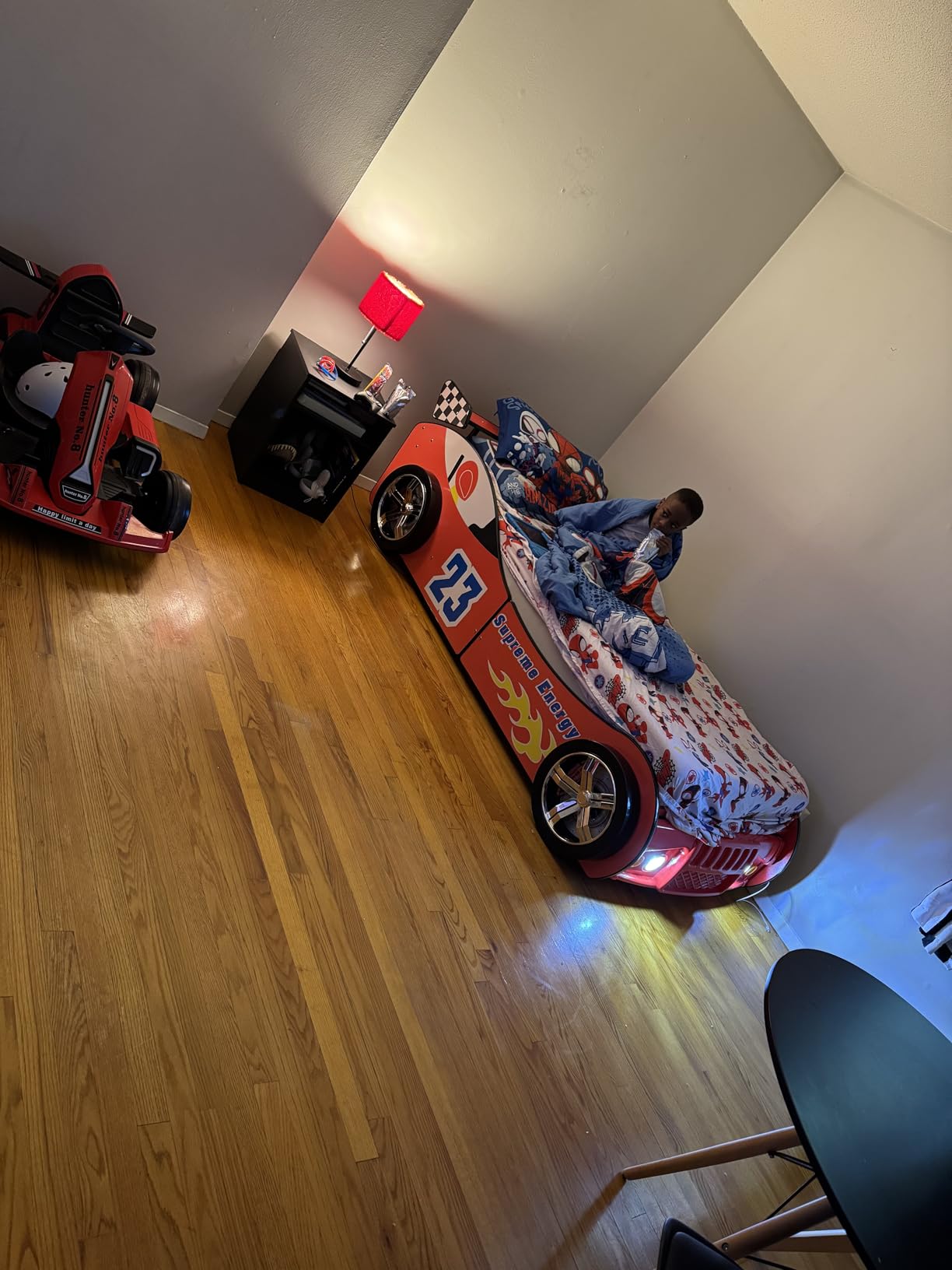 Twin Bed Frames for Kids, Wood Race Car-Shaped Bed Frame Platform with Wheels LED Lights & Slat Support customer photo 2