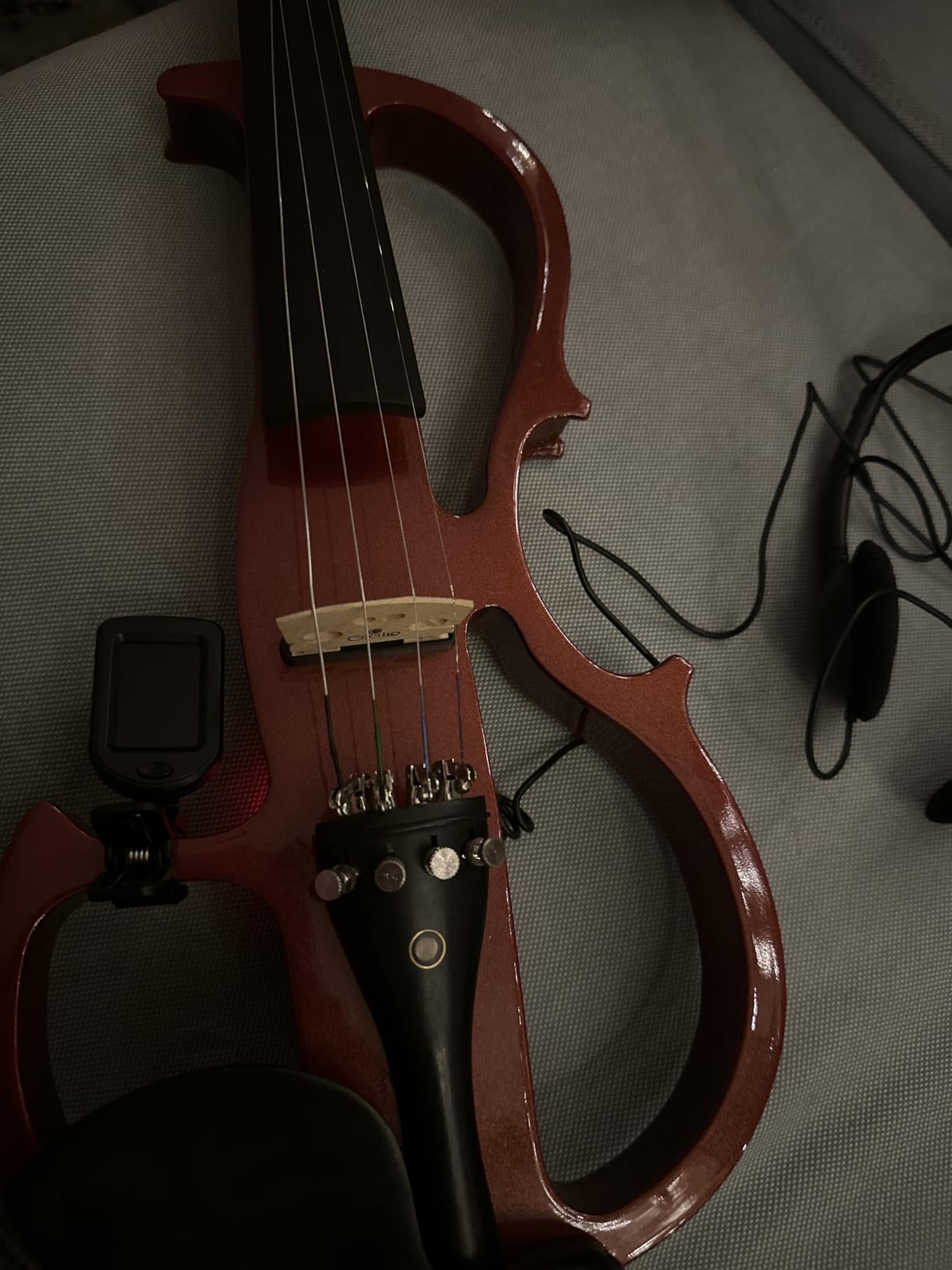 Electric Violin, 4/4 Full Size Silent Violin Fiddle with Ebony Fittings, Metallic Varnish Violin Kit for Beginners Students (Metallic Blue) customer photo 2
