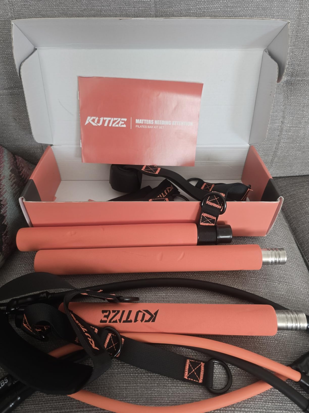 KUTIZE Pilates Bar Kit with Resistance Bands, Pilates Equipment, Multifunctional Pilates Bar for Women & Men, Pilates kit for Hip, Back, Arm, Full-Body Workouts, Home Gym Strength Training Equipment customer photo 1