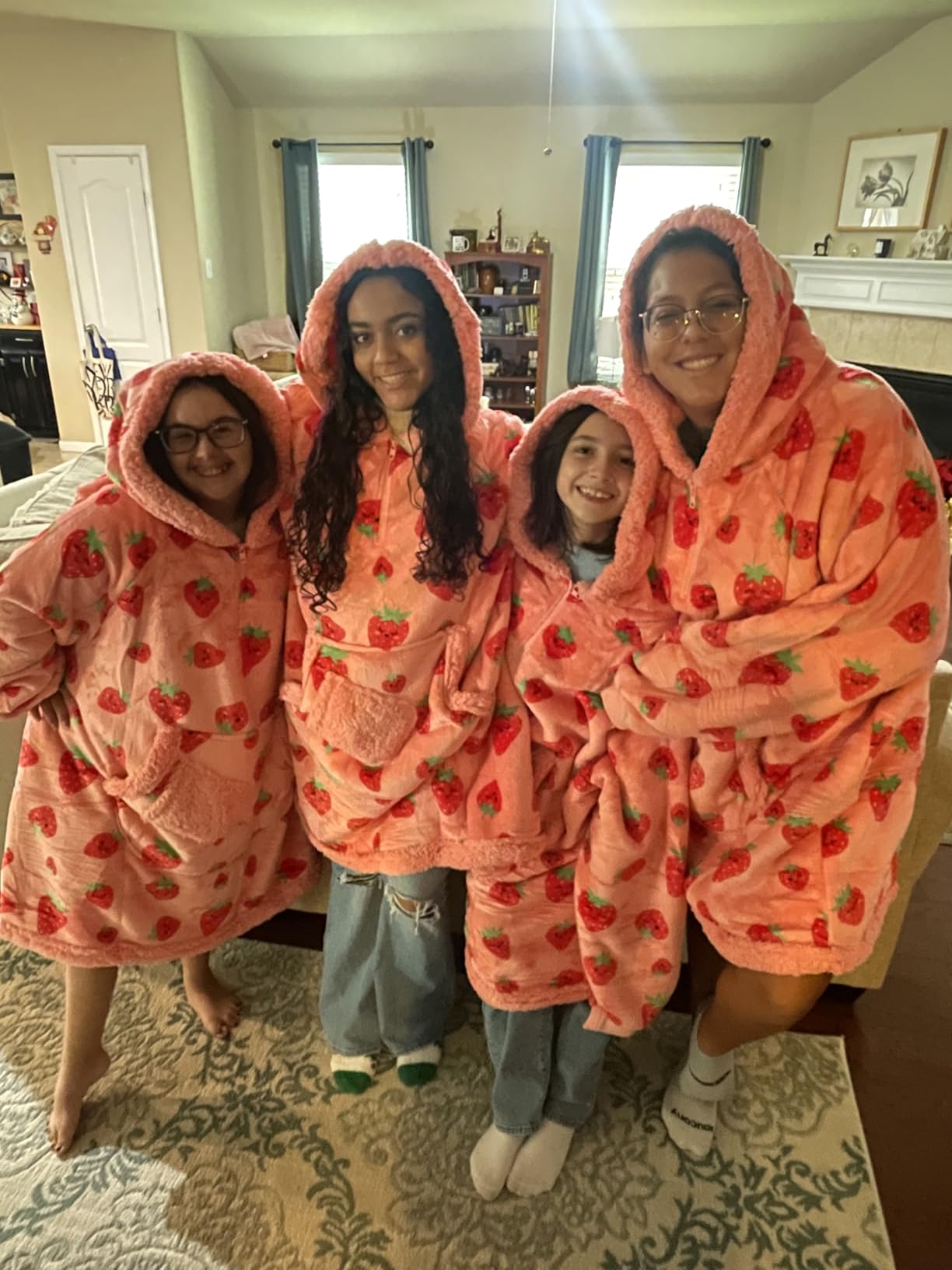 Giggling Getup Wearable Blanket Hoodie for Adults Gifts for Teen Girls Sister Women Sherpa Fleece Printed Hooded Blanket Sweatshirt customer photo 1