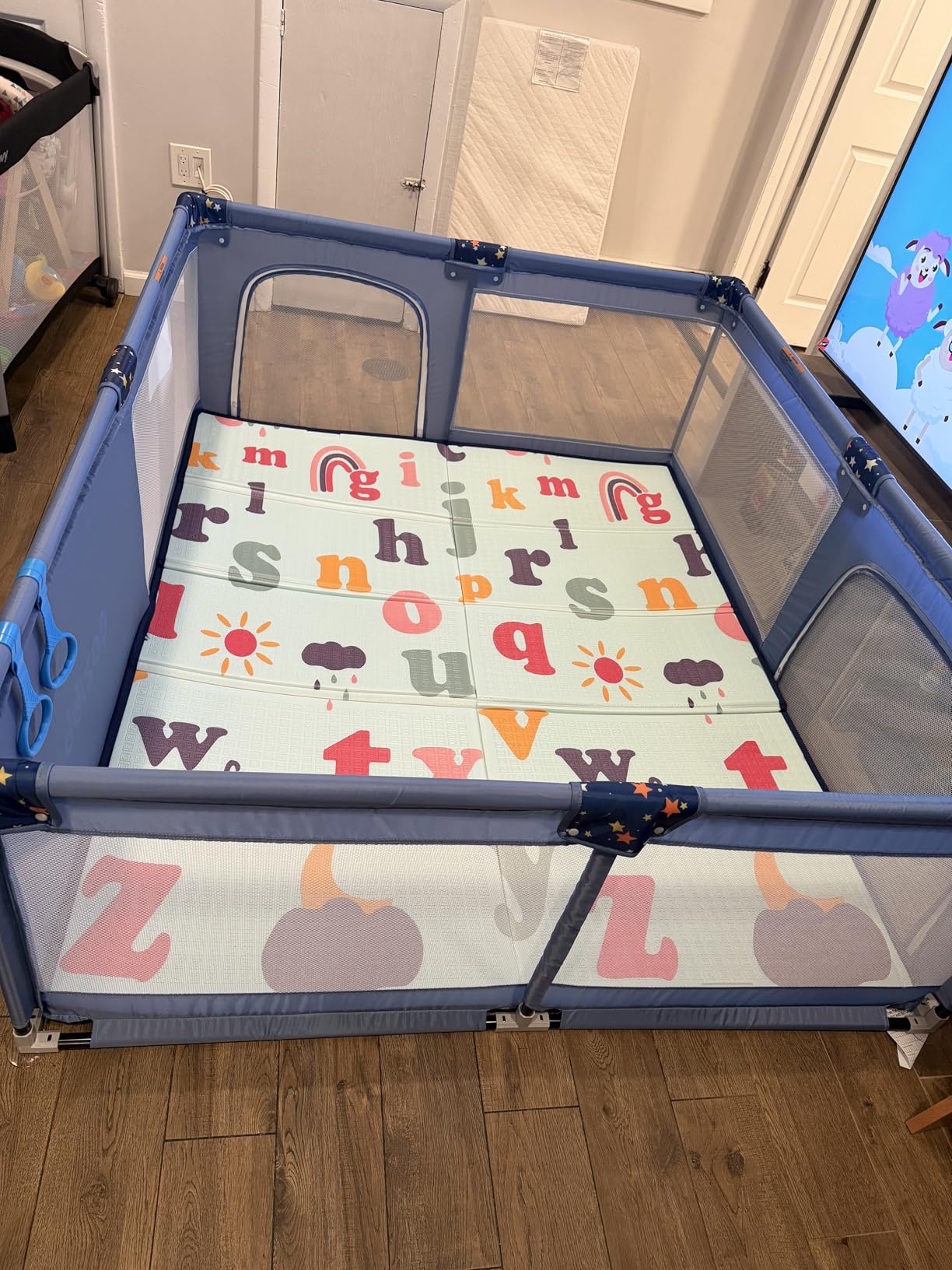 CoziBB Baby Playpen with Mat, 71
