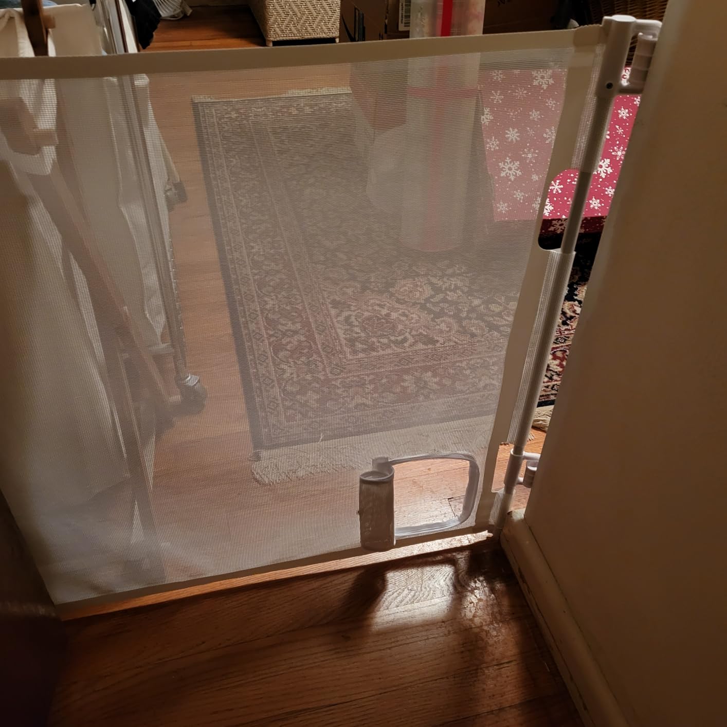 Retractable Baby Gate with Cat Door 55