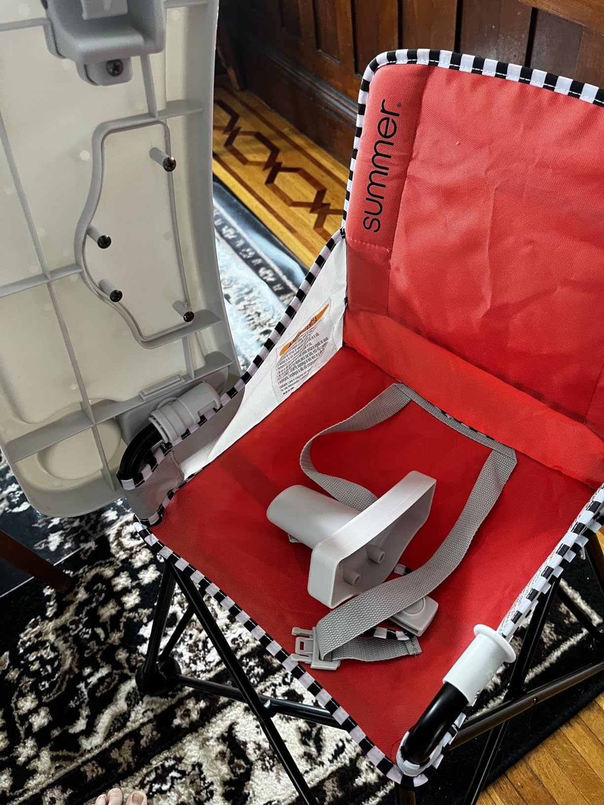 Bright Starts Pop 'N Dine Portable High Chair, Indoor/Outdoor, BPA Free Tray, Easy to Fold, Grey, 6 Months + customer photo 1