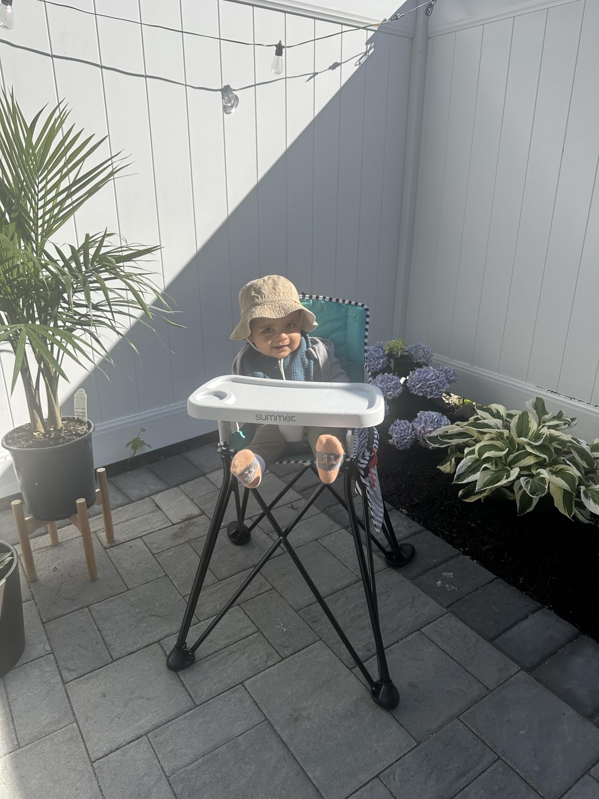 Bright Starts Pop 'N Dine Portable High Chair, Indoor/Outdoor, BPA Free Tray, Easy to Fold, Grey, 6 Months + customer photo 2