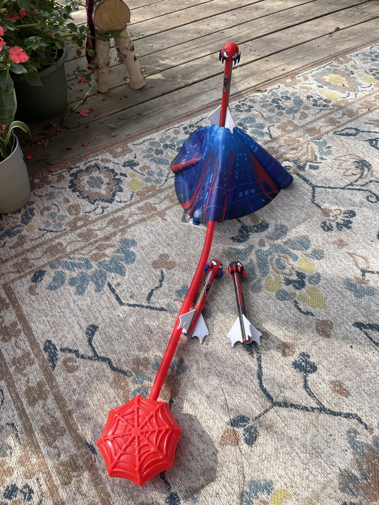 Spider Rocket Launcher for Kids, 4 Rockets with Web Air Pump, Stomping Launch Toys, Outdoor Spider Toys Gifts for 3-10 Year Old Boys & Girls customer photo 1