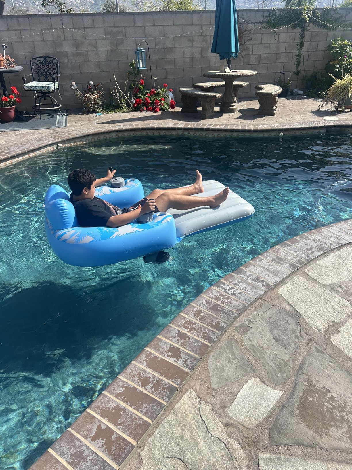 HopeRock Inflatable Motorized Pool Floats for Adults - Rechargeable Pool Lounger with Dual Motors & 2 Storage Compartments, Electric Water Lounger Float, Pool Raft Holds up to 250lb, Pool Toys Adults customer photo 2