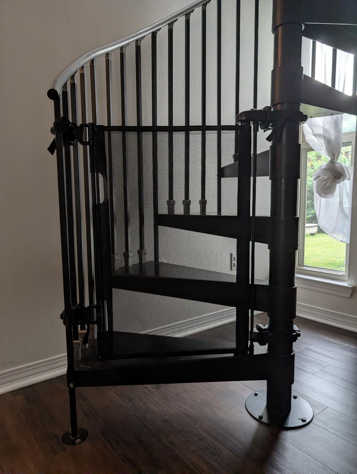Upgraded Retractable Baby Gates for Stairs & Banister, Mesh Dog Gate Indoor, Extends to 55
