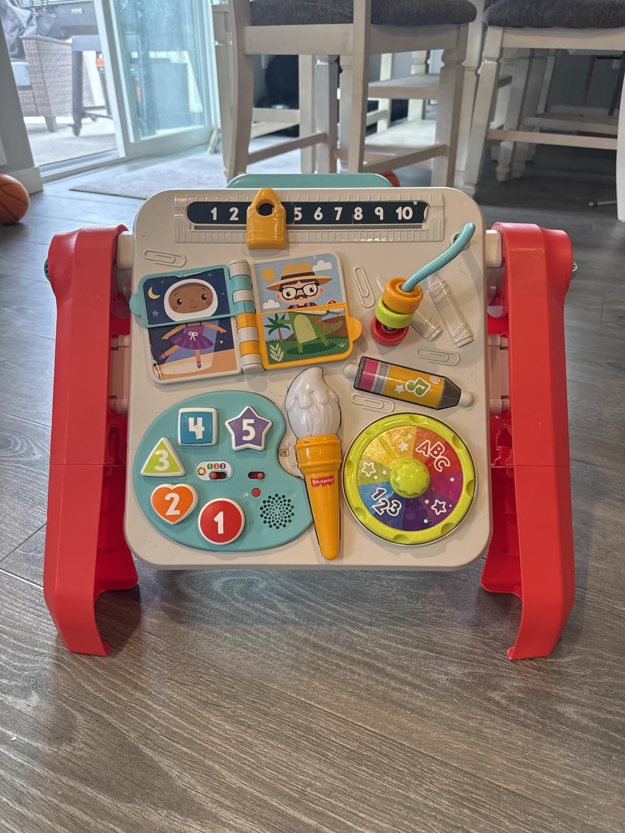 Fisher-Price Baby & Toddler Toy Laugh & Learn 4-in-1 Activity Table & Art Easel with Educational Music for Ages 6+ Months, Multilanguage Version customer photo 1