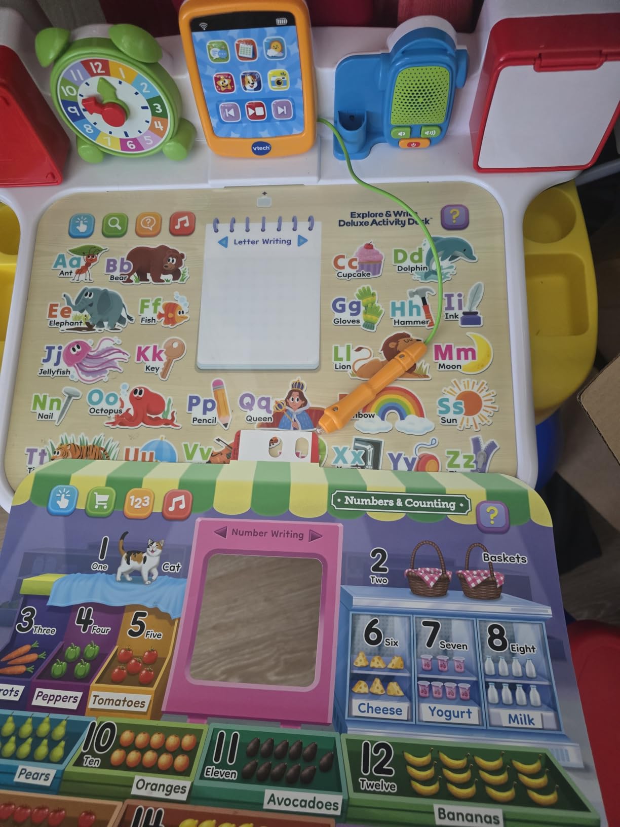 VTech Explore and Write Deluxe Activity Desk (Frustration Free Packaging), Blue customer photo 1