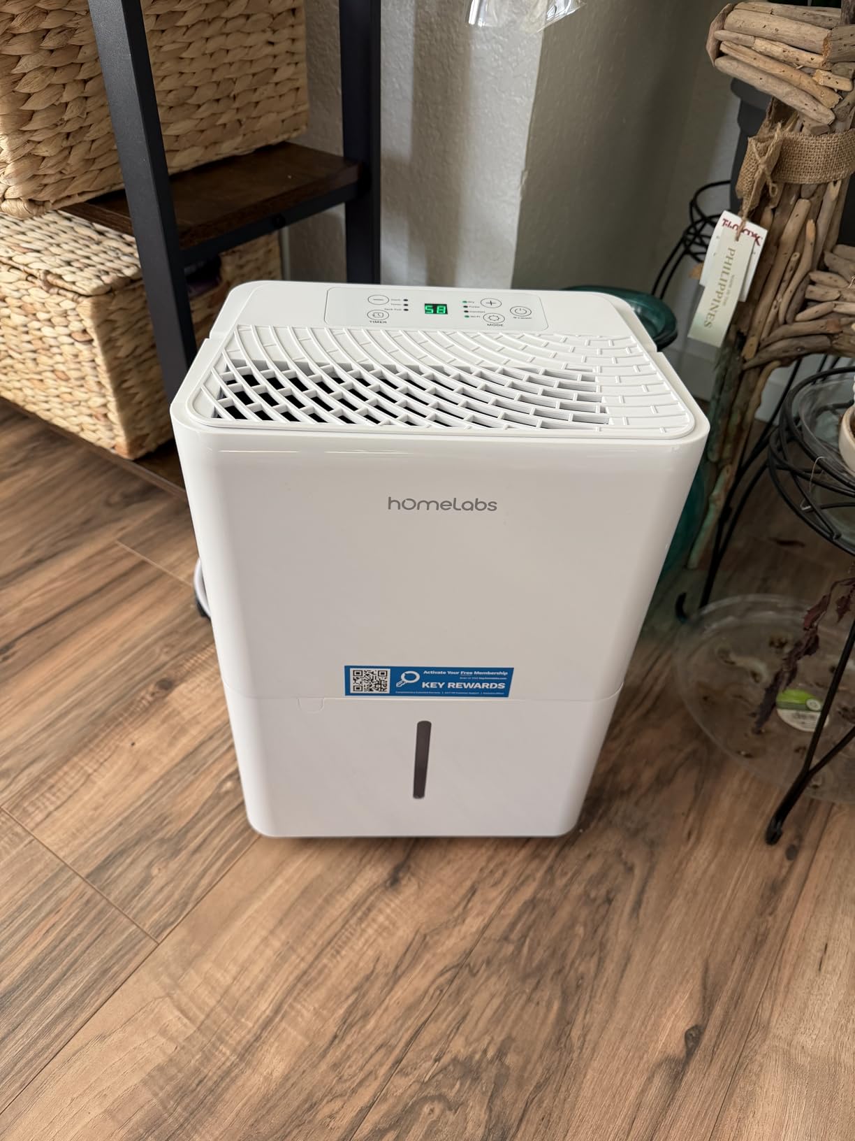 hOmeLabs Dehumidifier 3,500 Sq Ft Wi-Fi (25 Pint MAX 64 Pint at 95°F, 90% RH) for Advanced Humidity & Moisture Control, Quiet, Efficient, Auto Shut-off, Ideal for Home, Basement, Office customer photo 2