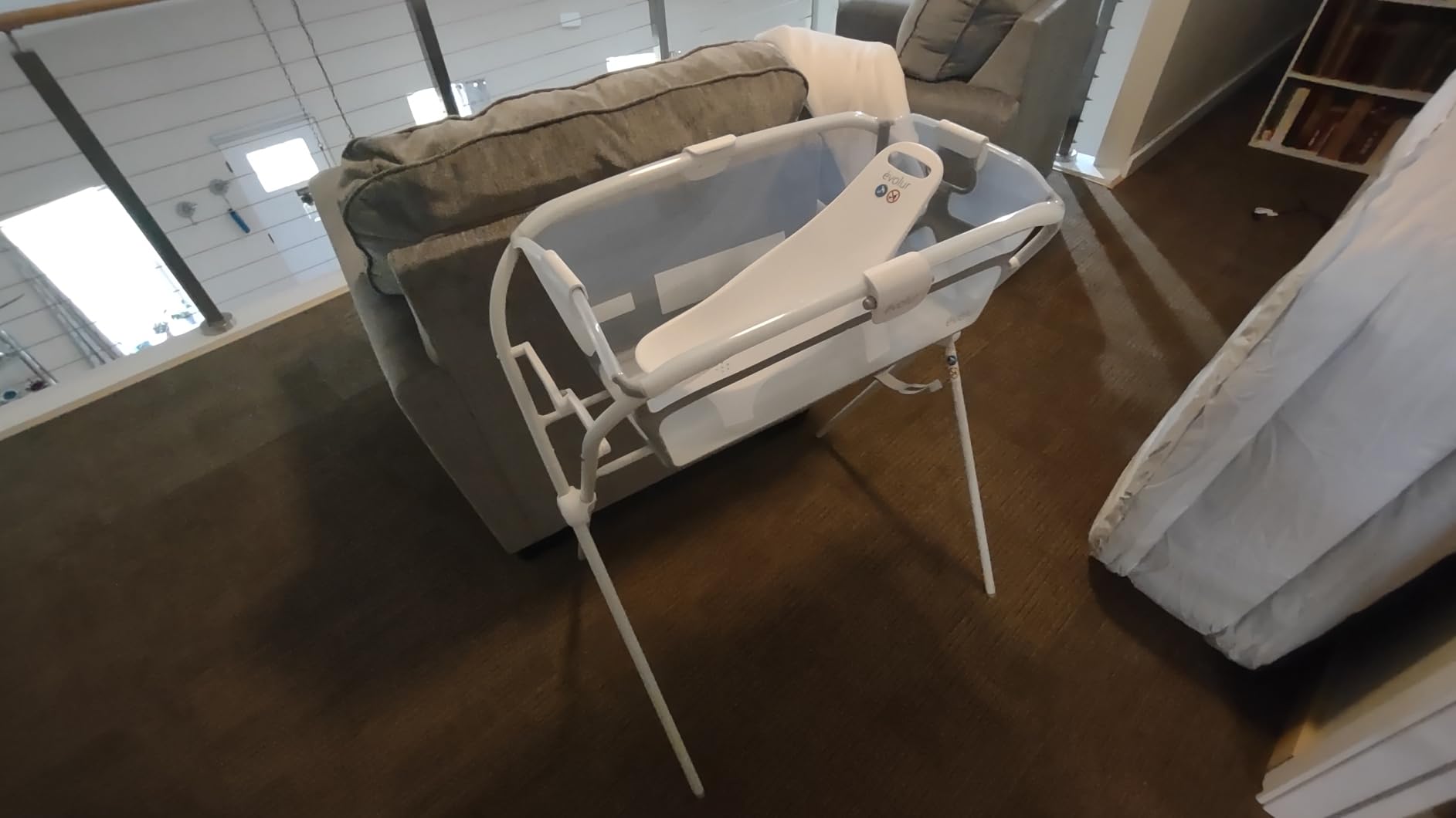 Evolur Supple Baby Spa Set with Infant Bathtub, Hammock Support Seat & Metal Frame, Newborn Tub for 0-12 Months, Complete Baby Care Essentials Gift Set for New Parents, White customer photo 2