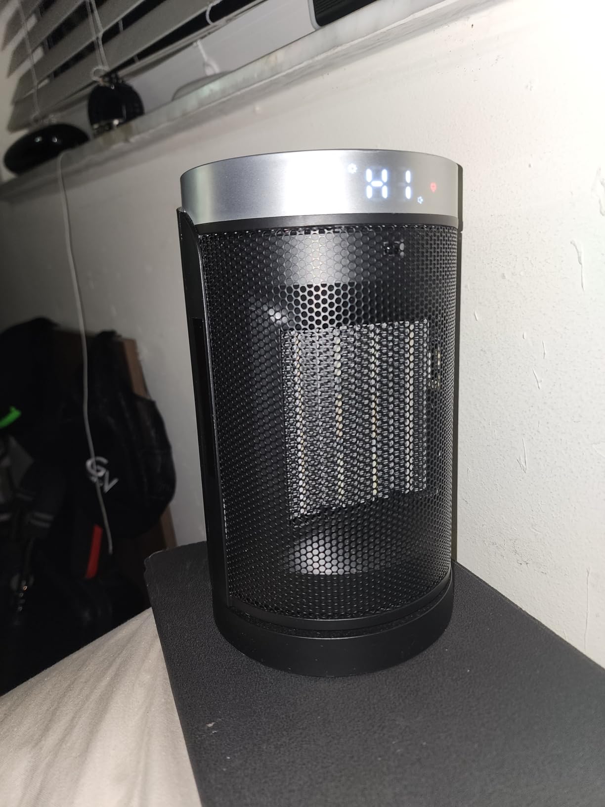 Space Heater, WINHL Small Portable Electric Heaters for Indoor Use with Thermostat and Remote, 70°Oscillation, 12H Timer, 5 Modes, 1500W PTC Ceramic Fast Safety Heat for Office Bedroom Home customer photo 2