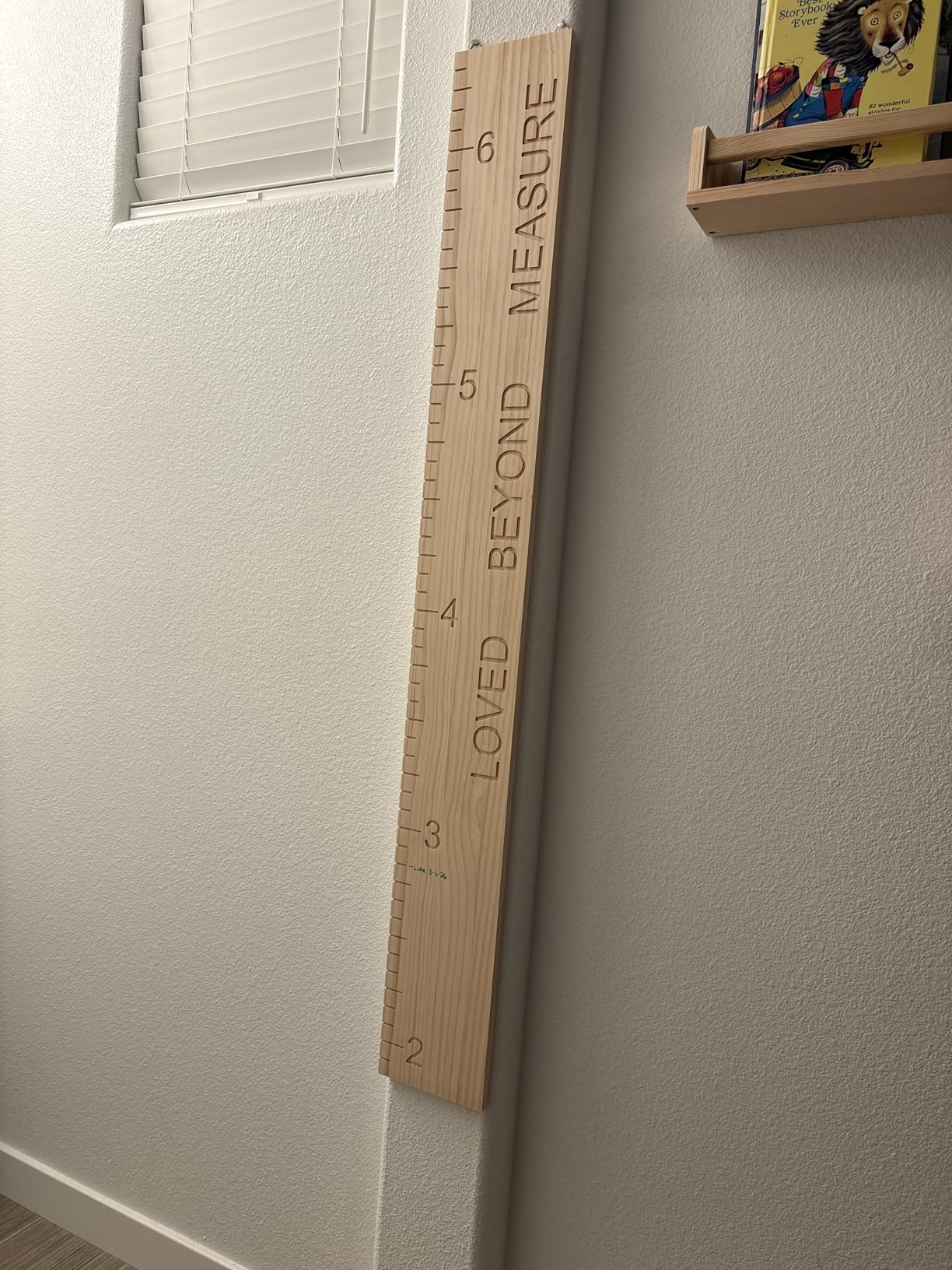 One-Piece Height Chart for Kids, Solid Wood Growth Chart for Wall Measurement Board for Nursery Wall Decor customer photo 2