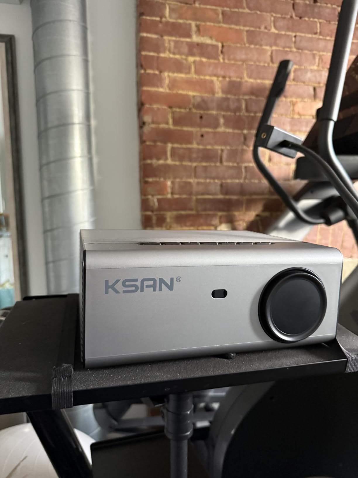 KSAN Mini Projector, Projector with WiFi and Bluetooth, 1080P Support Movie Projector with Built-in Speaker, Compatible with Smartphone, HDMI, USB, AV, Fire Stick, PS5 for Home, Bedroom, Outdoor Use customer photo 1