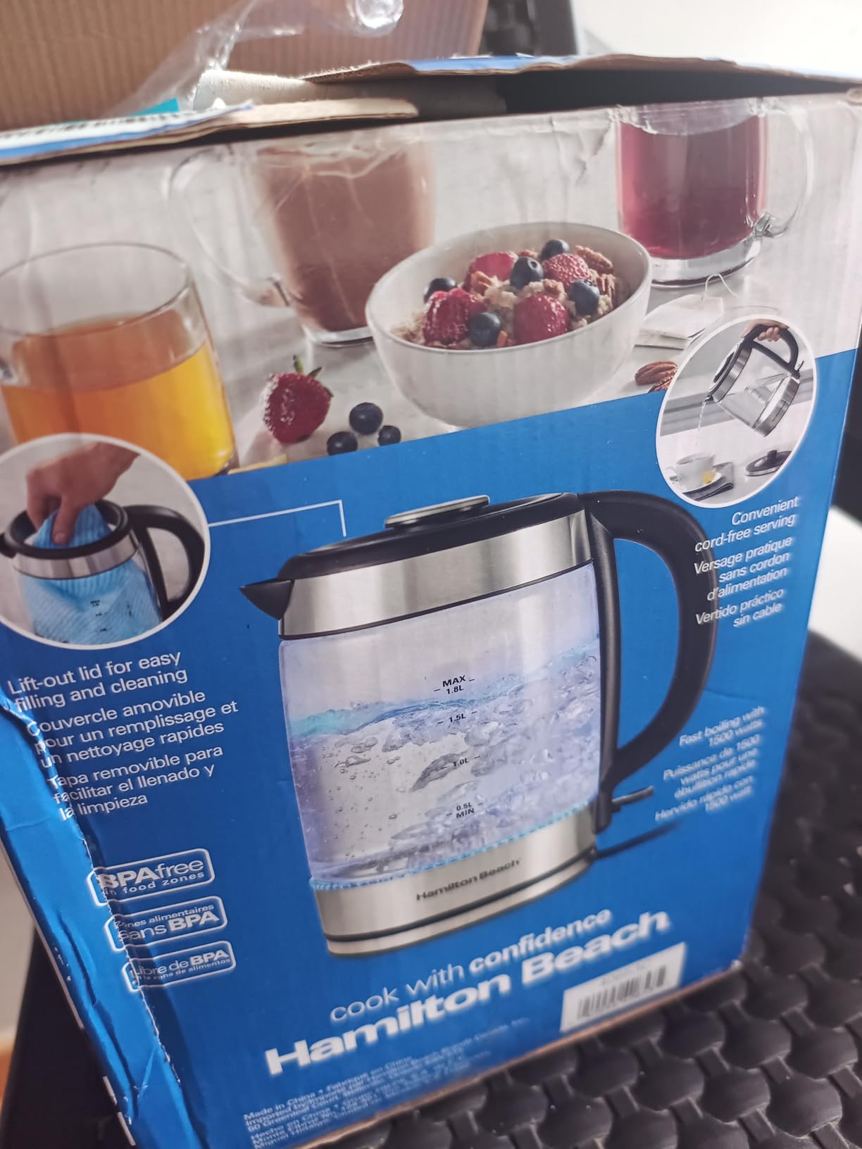 Hamilton Beach Electric Tea Kettle, Water Boiler & Heater, 1.8 Liter, 1500 Watts for Fast Boiling, BPA Free, Cordless Serving, Auto-Shutoff & Boil-Dry Protection, Blue LED, Glass (40853C) customer photo 1