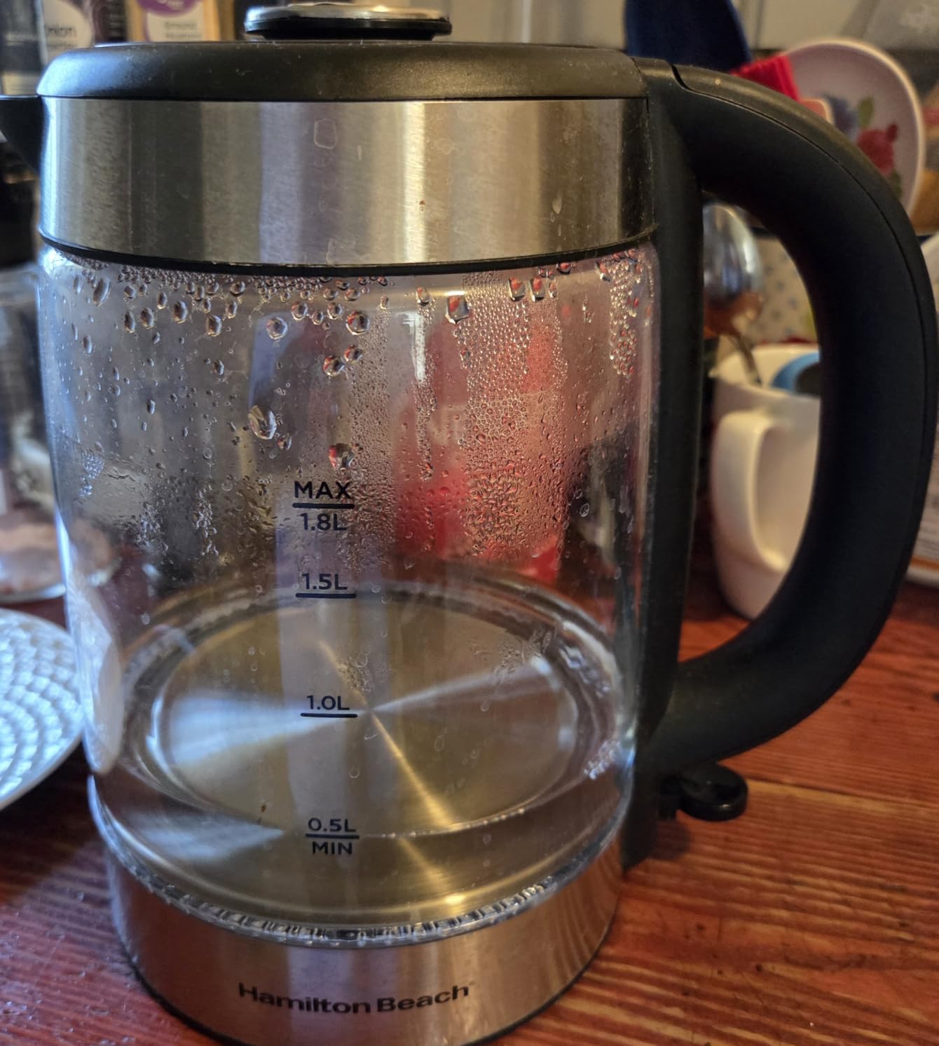 Hamilton Beach Electric Tea Kettle, Water Boiler & Heater, 1.8 Liter, 1500 Watts for Fast Boiling, BPA Free, Cordless Serving, Auto-Shutoff & Boil-Dry Protection, Blue LED, Glass (40853C) customer photo 2