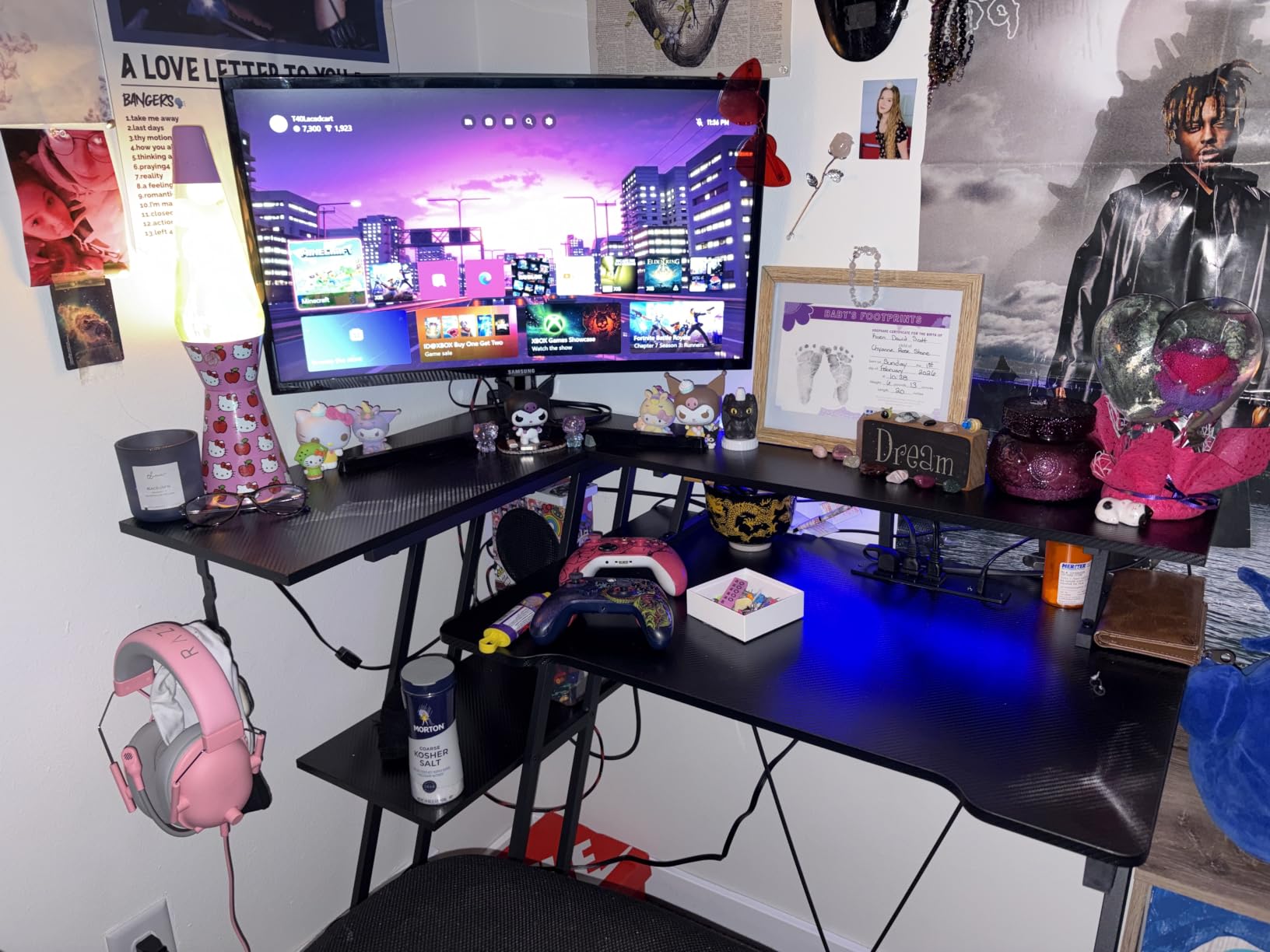 Korfile 40 Inch Gaming Desk with Power Outlet & LED Lights, L Shaped Computer Gaming Table with 3 Tiers Storage Shelves, Corner Gamer Desk with Monitor Stand for Small Space, Carbon Fiber Black customer photo 2
