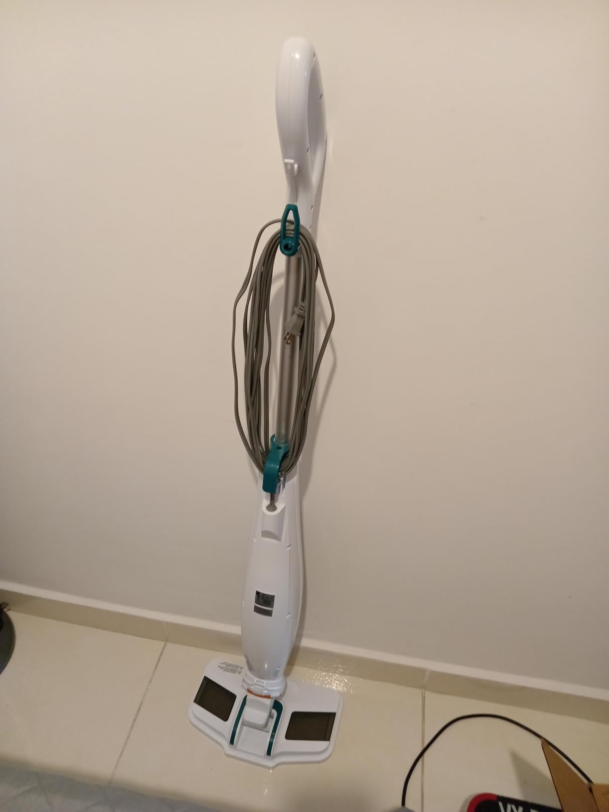 Kenmore SM2060 S200 Series Steam Mop for Floor Cleaning with Easy Scrubber & 2pcs Washable Pads, 2 Modes, Quick-Heating, Lightweight for Hardwood and Tile customer photo 2