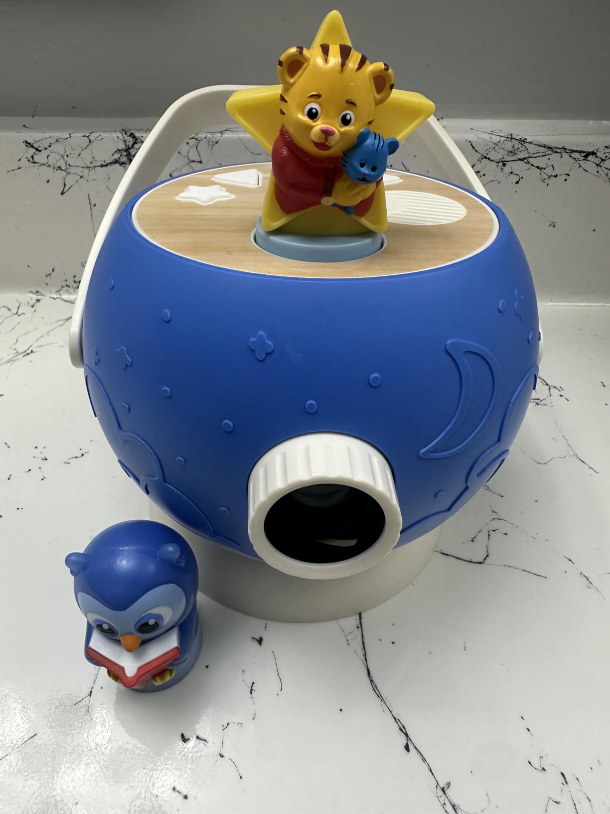 Kids Book Projector - 5 Read-Aloud Stories, 5 Songs, Night Light & Soothing Dream Music | Children Ages 3+ Storytime Projector for Kids & Toddlers | Educational Toys, Owl customer photo 1