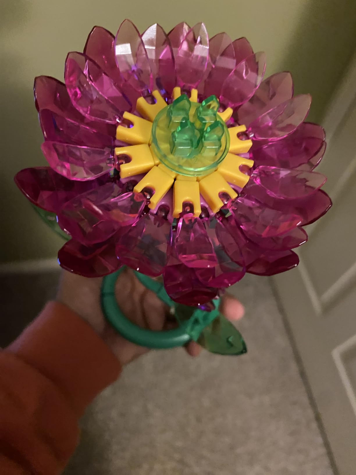 Cra-Z-Art Crystal Gem Creations Jewel Succulents Kit by RoseArt, 175+ Pieces, Great for Adults, Tweens and Children Ages 8+ customer photo 1