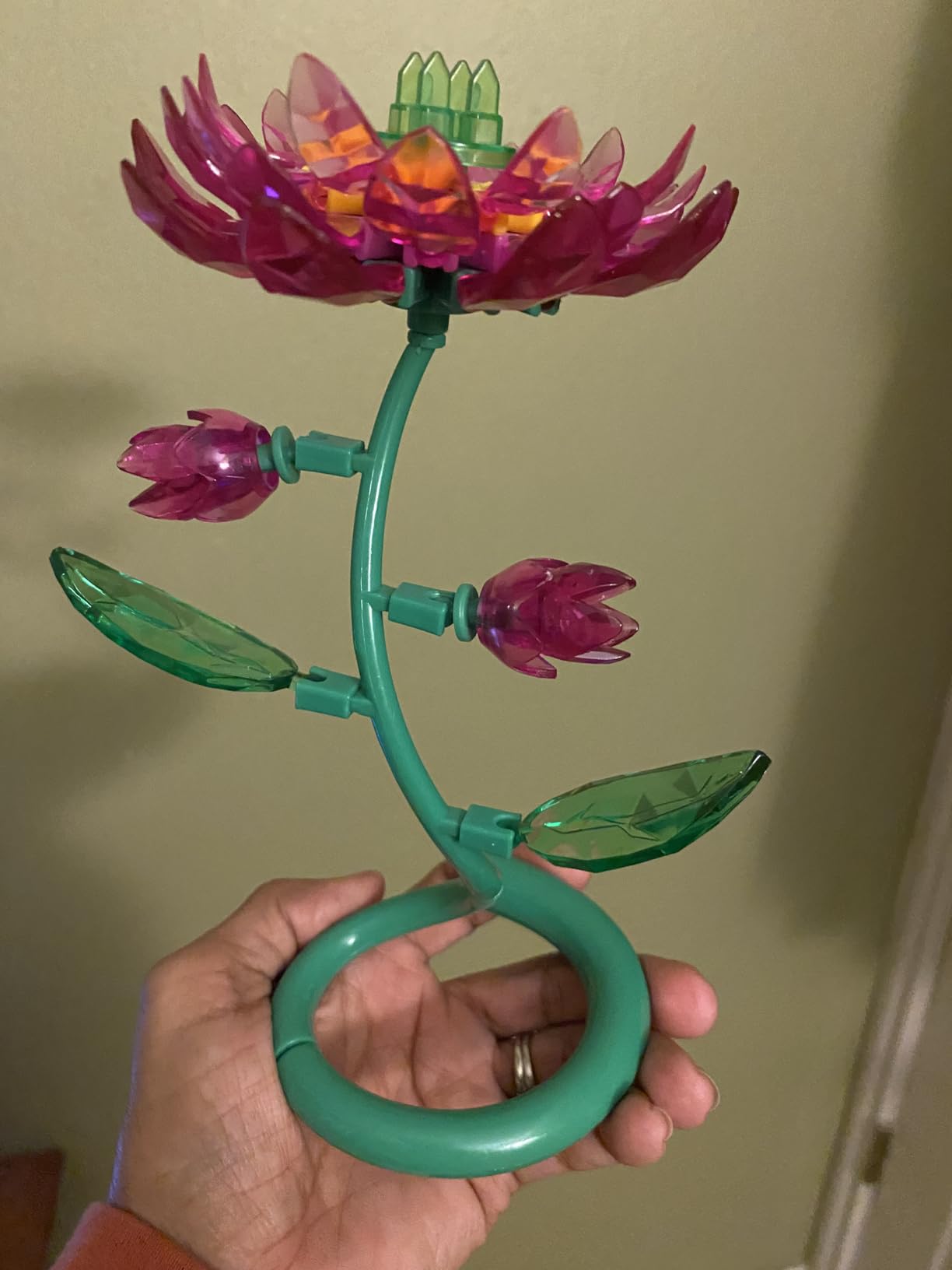 Cra-Z-Art Crystal Gem Creations Jewel Succulents Kit by RoseArt, 175+ Pieces, Great for Adults, Tweens and Children Ages 8+ customer photo 2
