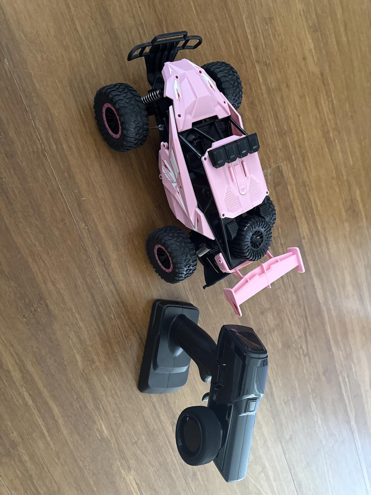 kolegend Remote Control Car 2.4GHz High Speed 25km/h RC Monster Trucks 50+min with LED Headlight and Rechargeable Battery for Boys Girls Kids customer photo 1