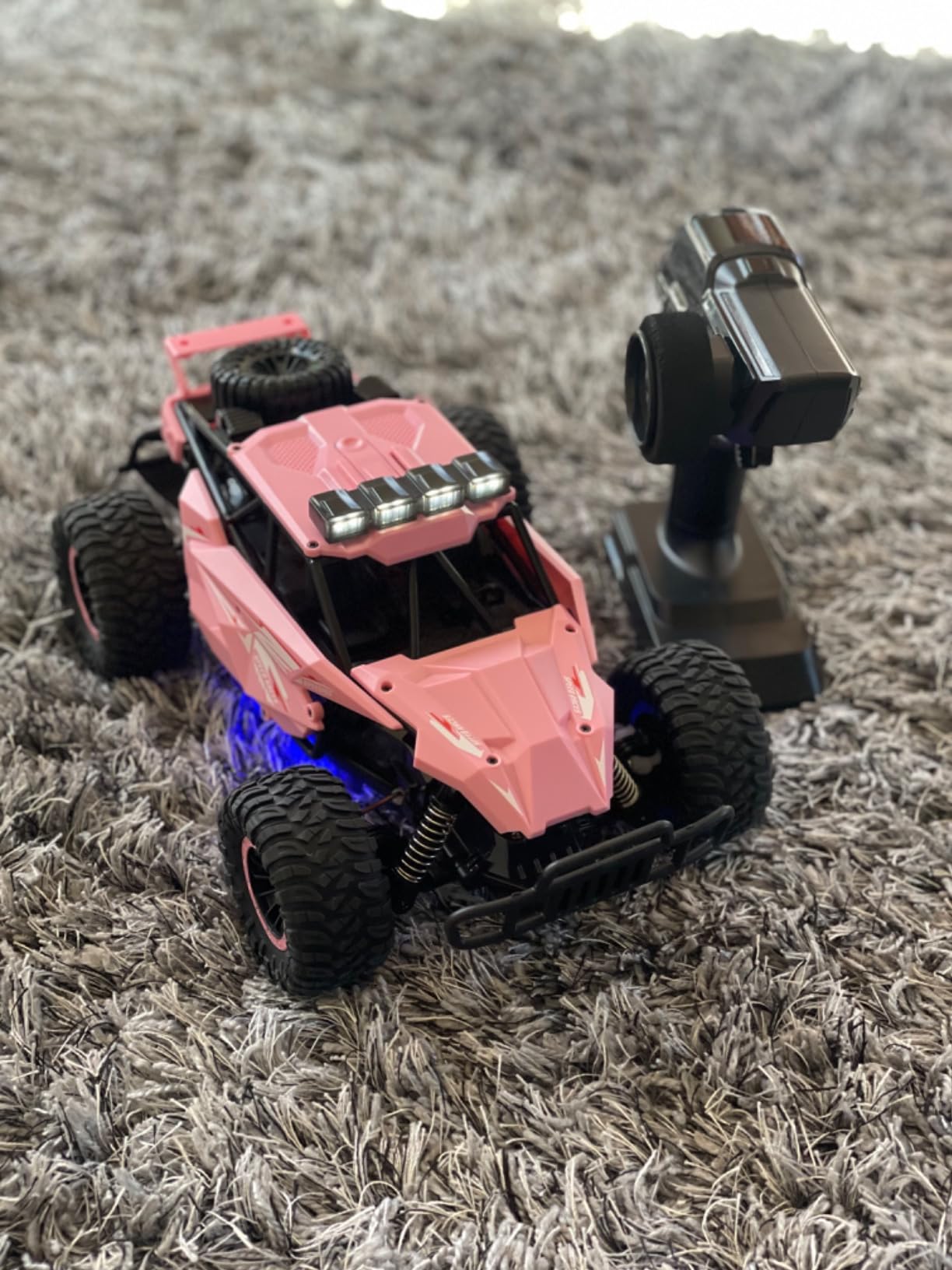 kolegend Remote Control Car 2.4GHz High Speed 25km/h RC Monster Trucks 50+min with LED Headlight and Rechargeable Battery for Boys Girls Kids customer photo 2