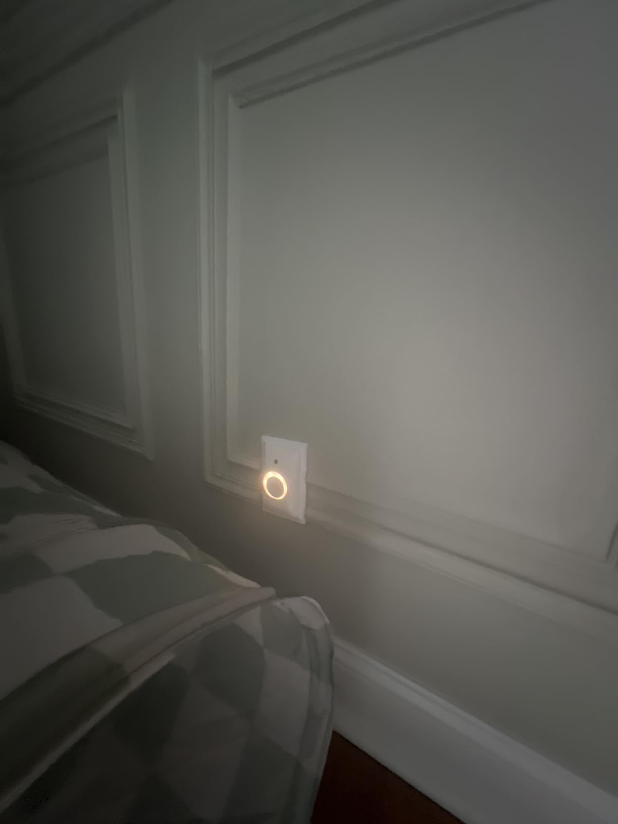 GlowGuard Childproof Outlet Covers & Night Light (1-Pack) | Secure & Tamper Resistant | Childproof, Babyproof, Toddler Proof, Child Safety Socket Cover | Light Sensor or Manual Toggle | Patent Pending customer photo 2