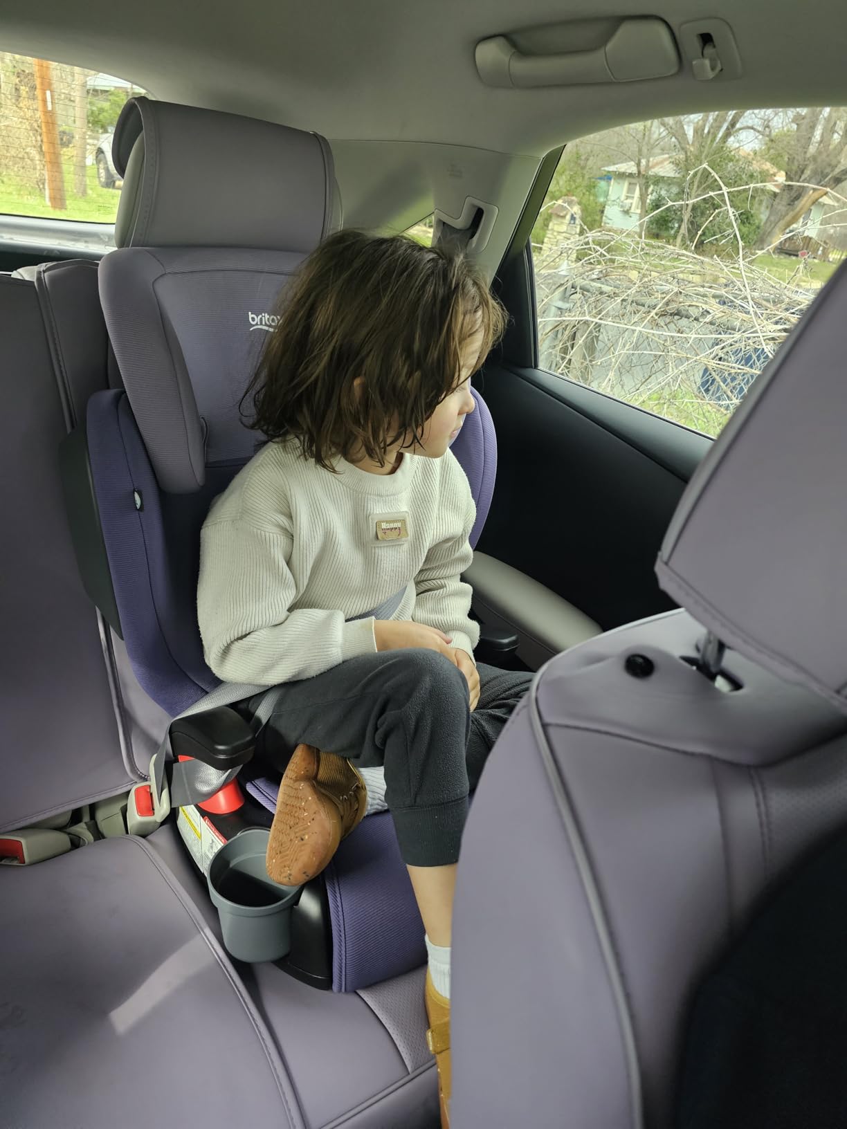 Britax UpNGo Click Backless Booster Car Seat with Rigid Latch, Lightweight and Portable Travel Booster with Slim Design and PosturePlus, Accommodates Kids up to 120 Lbs and 63
