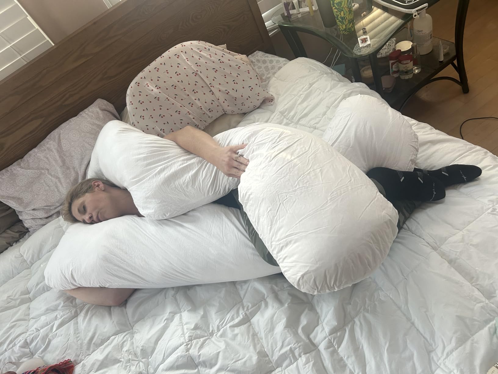 MINICAMP U Shaped Body Pillow - Cooling Maternity Pillow for Pregnant Women with Organic GOTS Certified Cotton Cover - Cuddle Pillow for Adults - Pregnancy Must Have for Comfy Sleep and Relief! customer photo 1