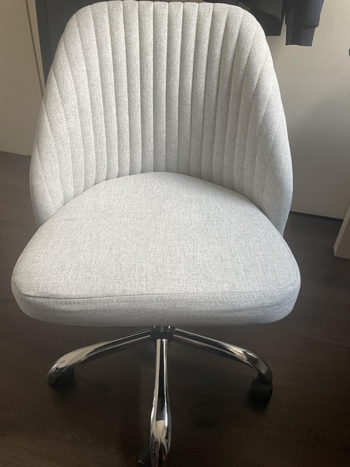 DUMOS Office Chair Comfy Desk Chair Rolling Vanity Swivel Task Chairs with Wheels Wide Seating Armless Height Adjustable Computer Chairs for Home Bedroom Student Adults Blush customer photo 1