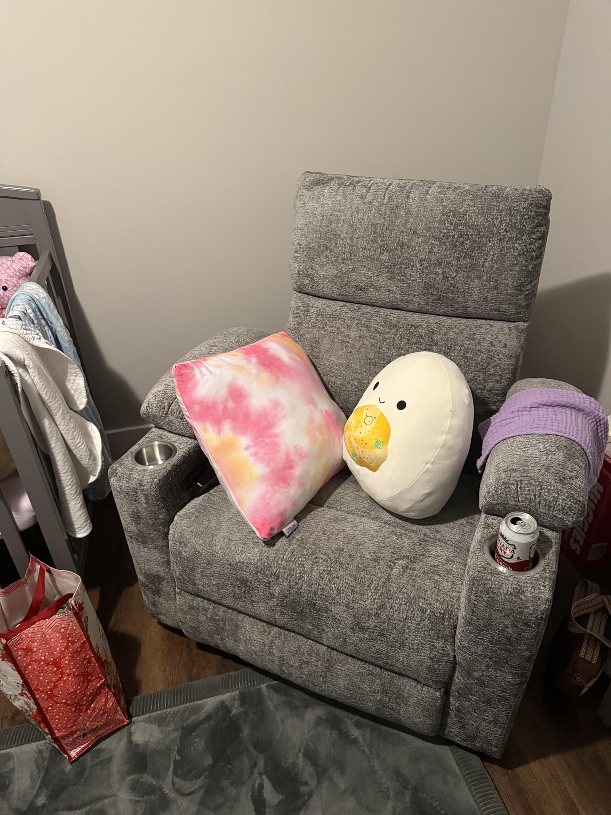 Rocking Chair Nursery with Adjustable Armrests, Electric Glider Recliner Nursing Chair for Breastfeeding, Power Swivel Recliner Chairs with Massage and Heat, Adjustable Headrest, FSC Certified, Beige customer photo 1