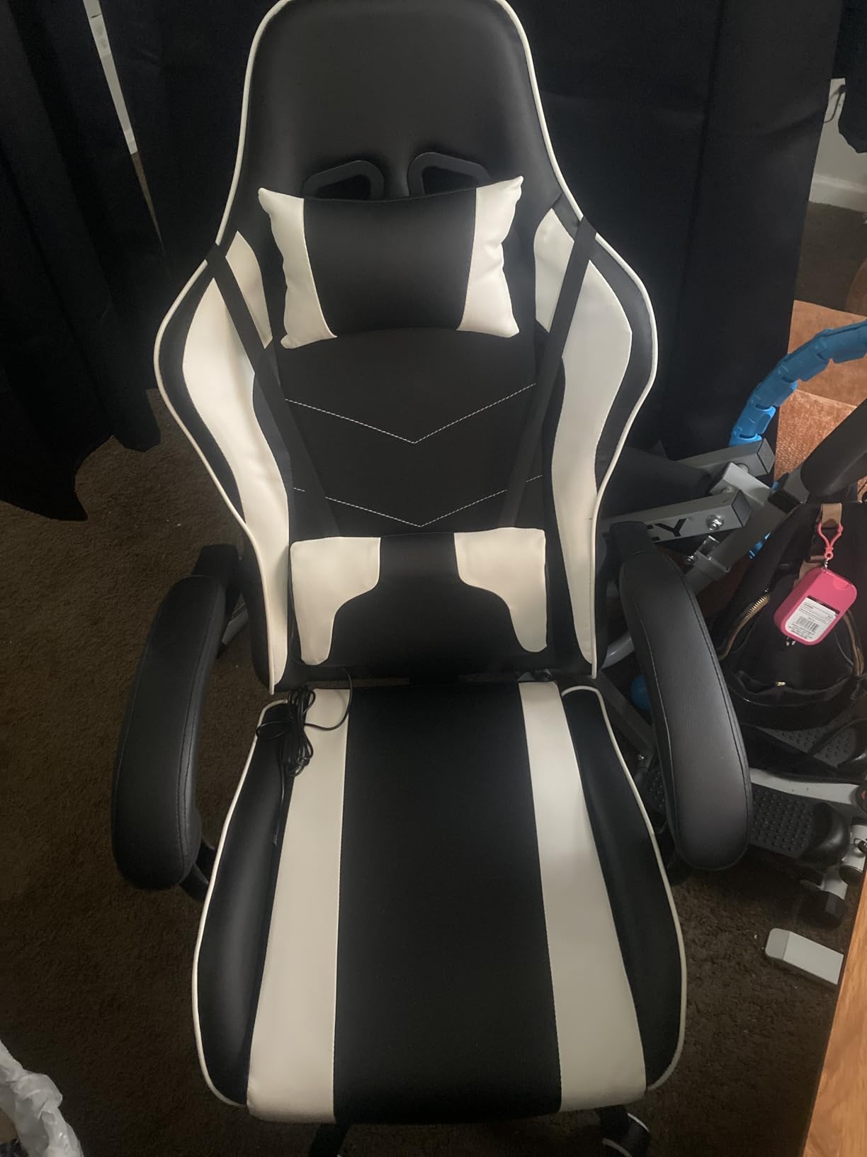 Homall Gaming Chair, Video Game Chair with Footrest and Massage Lumbar Support, Ergonomic Computer Chair Height Adjustable with Swivel Seat and Headrest (RGB Lvory) customer photo 1