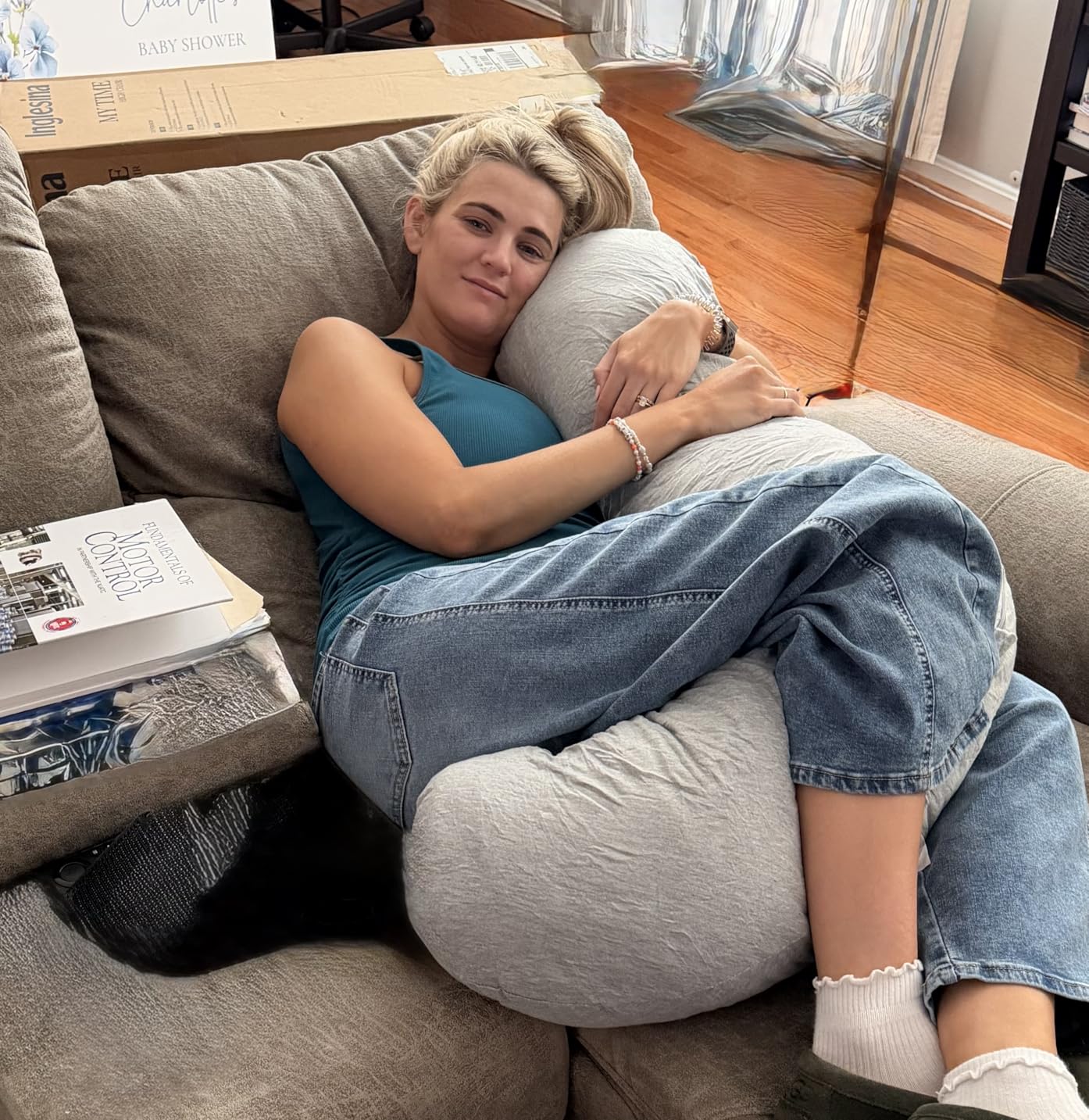 Momcozy J-Shaped Pregnancy Pillow for Sleeping with Cooling Cover, Side Sleeper Support for Belly, Hip & Leg, Deep Grey customer photo 1